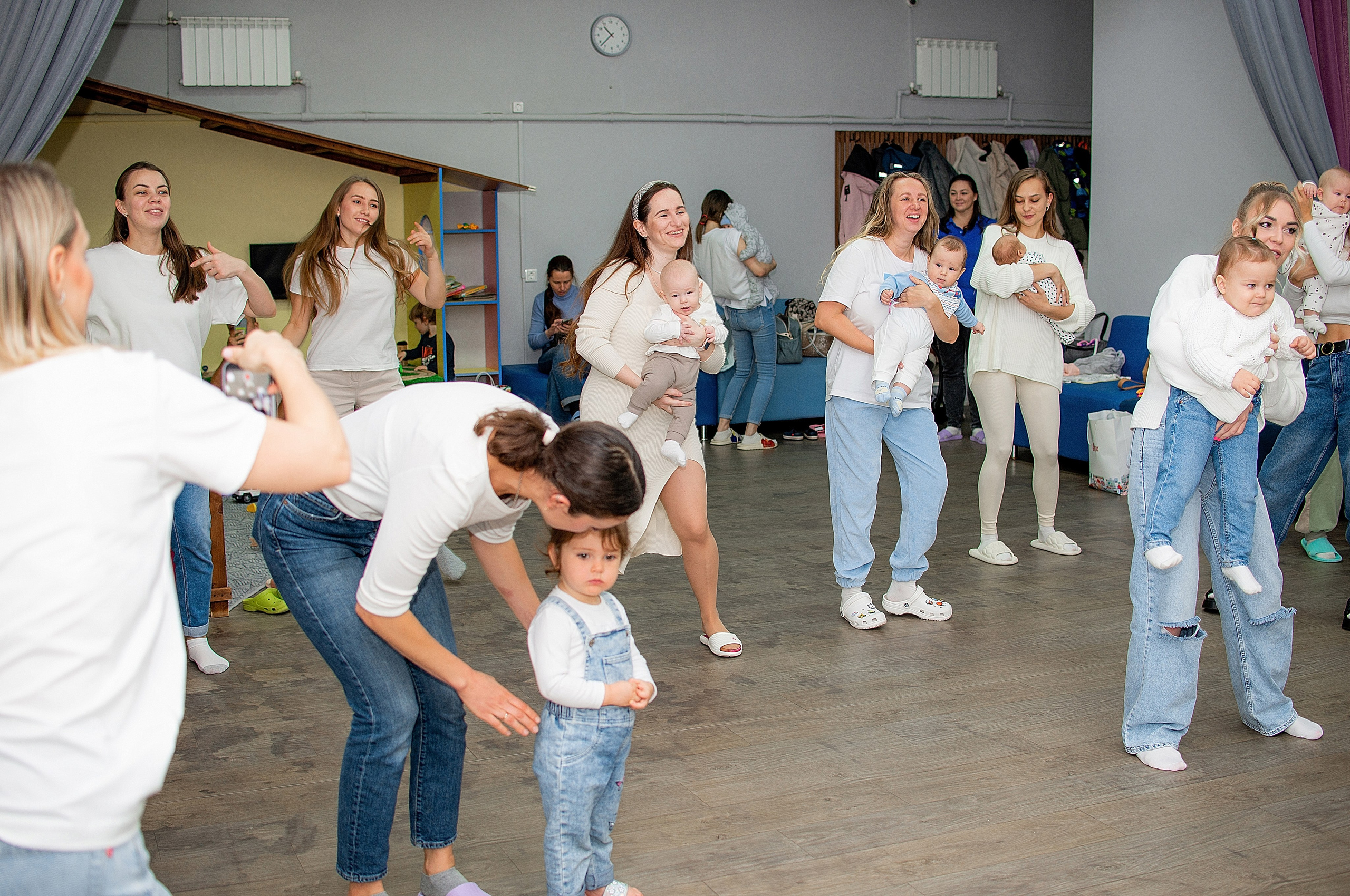 Встреча для мам, клуб по интересам г. Краснодар. Фотограф новорожденных Краснодар Малышенко Надежда