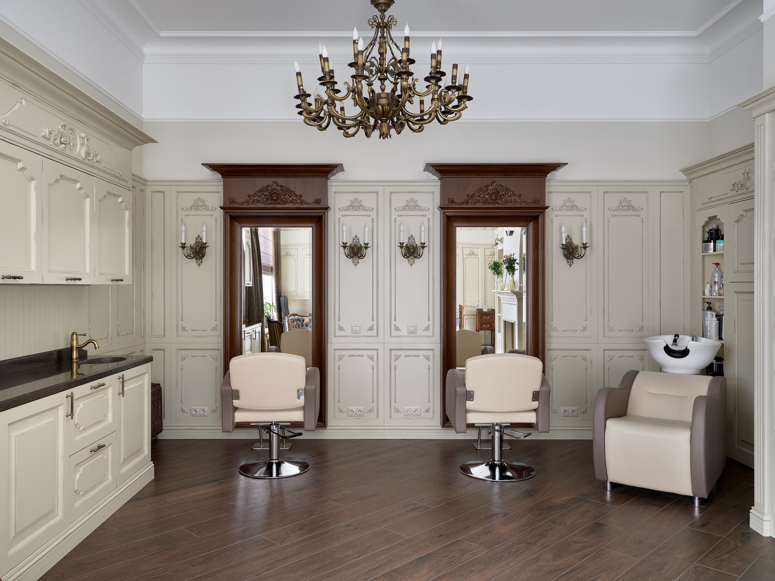 Салон красоты в классическом стиле. Фотограф Наталья Вершинина