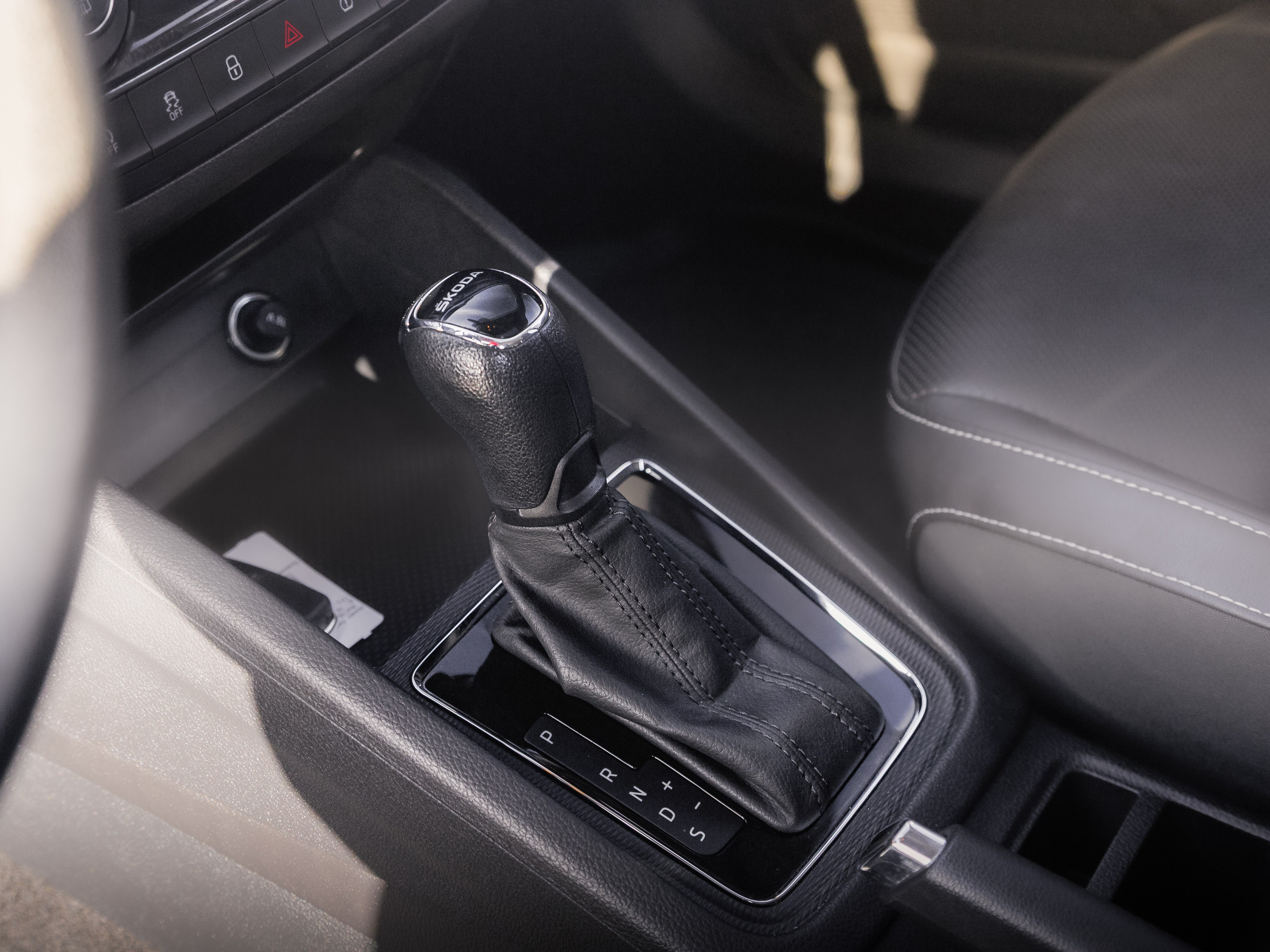 Автомобили