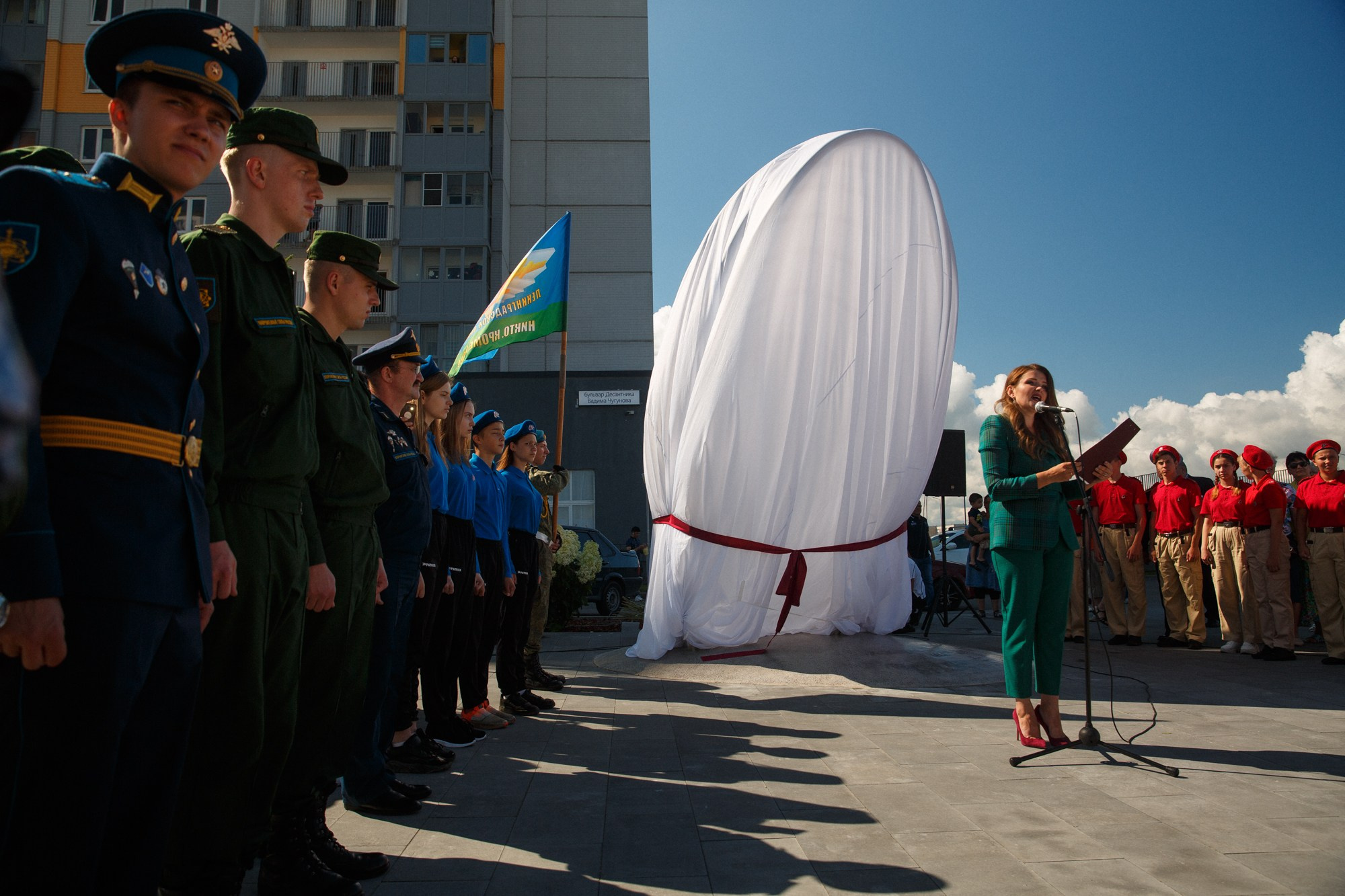 ОТКРЫТИЕ ПАМЯТНИКА. Рабочая сторона — бизнес портрет и репортаж в Санкт-Петербурге
