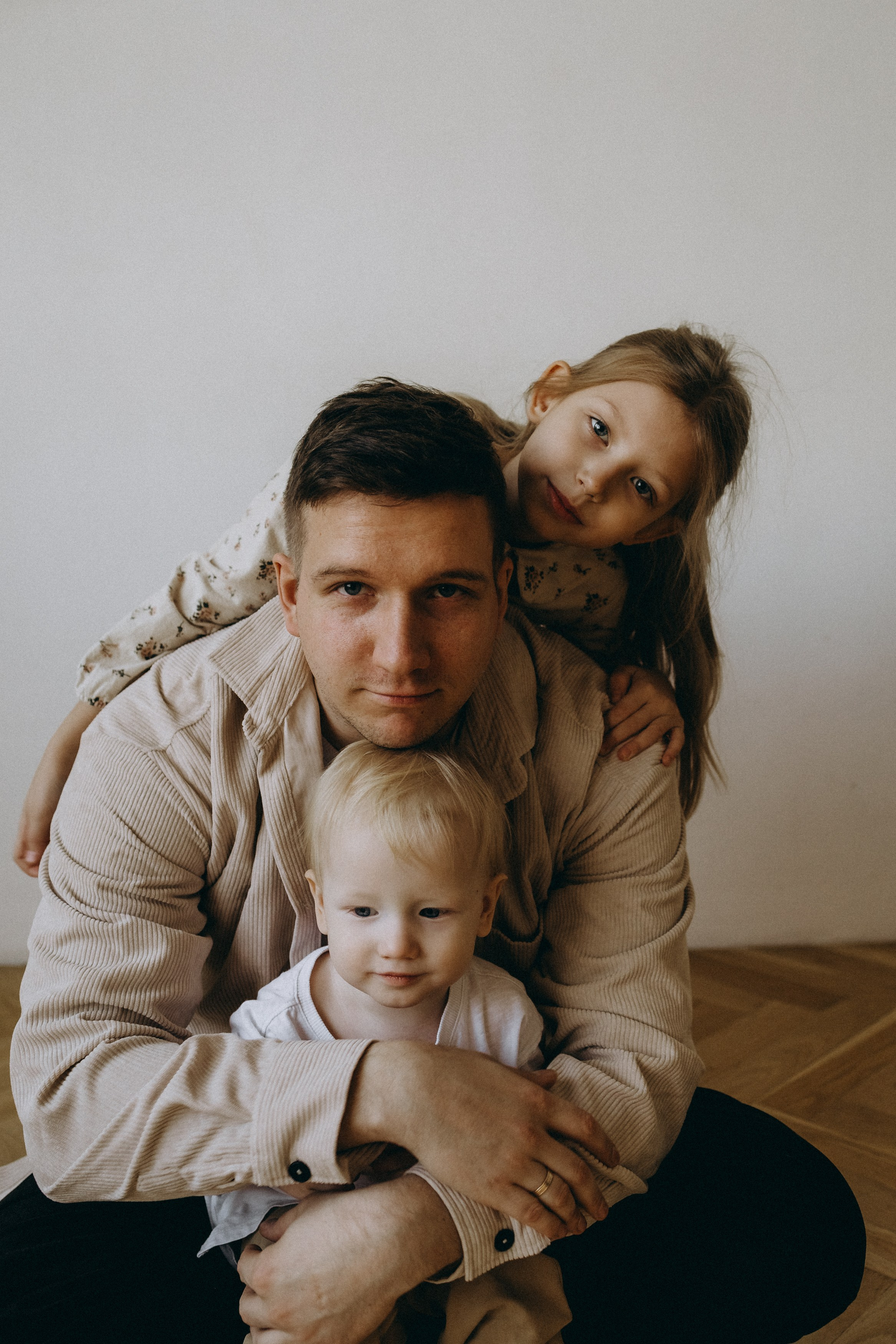 Никита, Николь, Миша. Главная