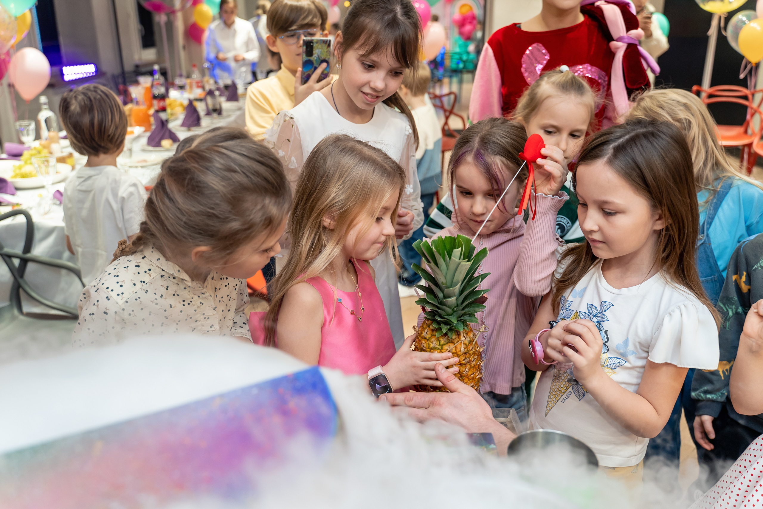 Фотограф на детский день рождения Москва. Фотограф \ Видеограф на Крещение, Венчание Москва| Семейные съемки
