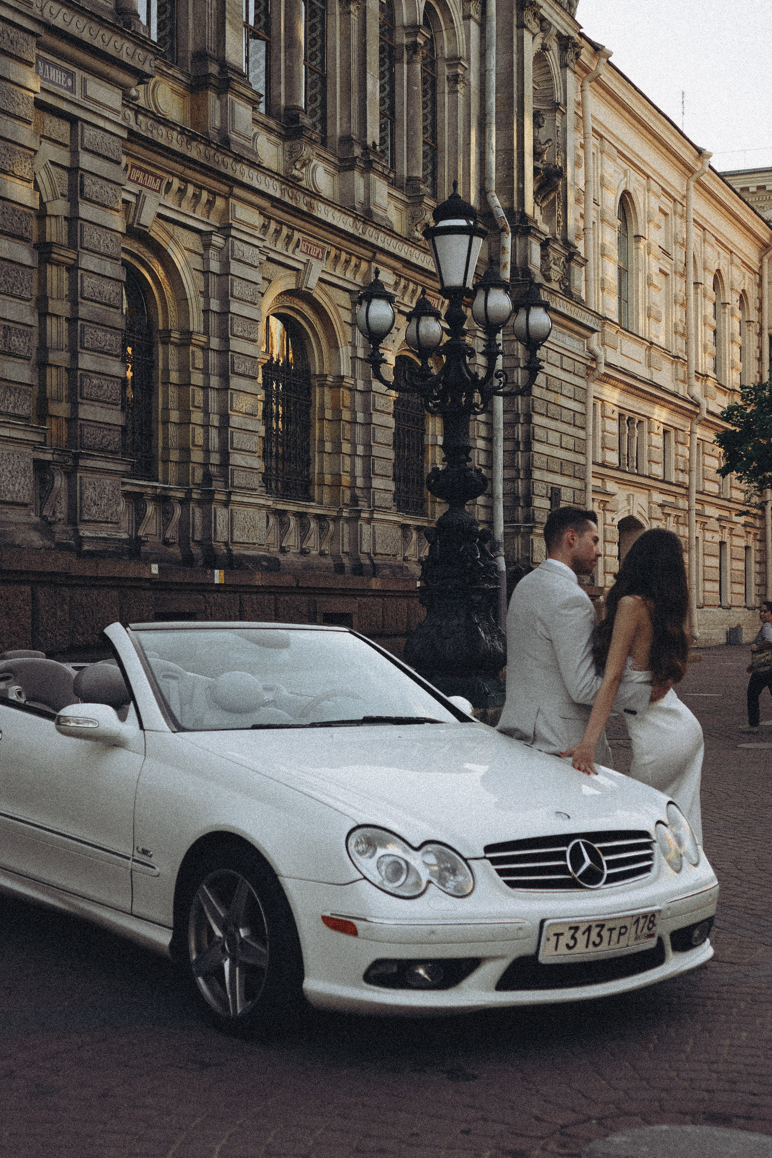 Свадебная сьемка у академии Штиглица. Профессиональный фотограф, Санкт-Петербург — Виктория Богомолова
