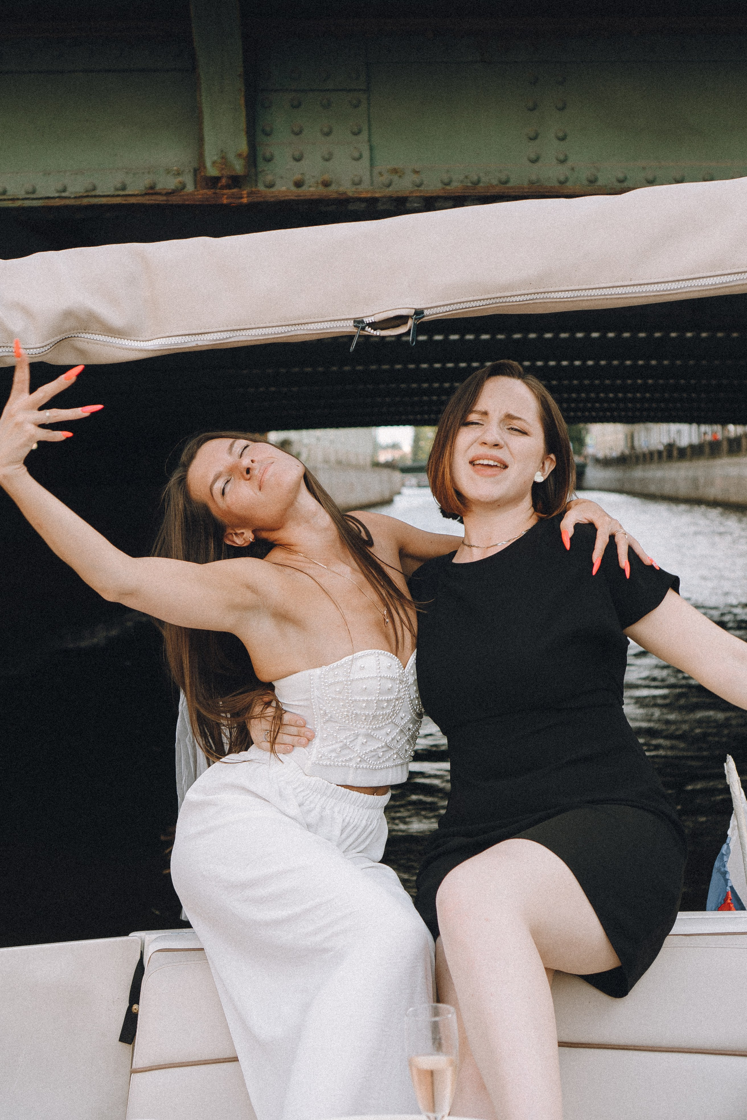 ДЕВИЧНИК НА КАТЕРЕ. Профессиональный фотограф, Санкт-Петербург — Виктория Богомолова