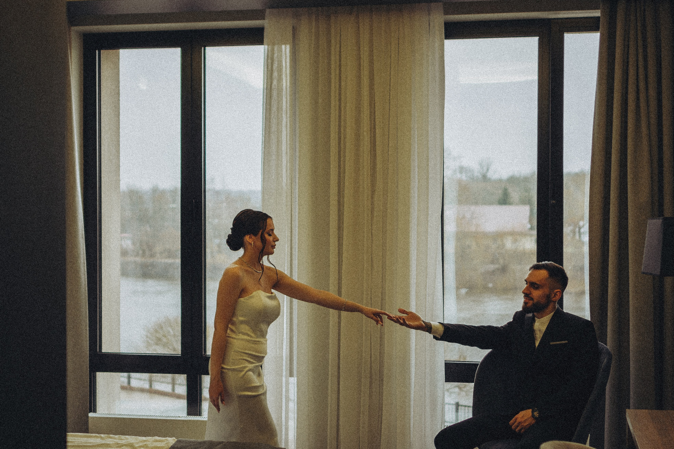 СВАДЕБНАЯ СЬЕМКА СБОРОВ ЖЕНИХА И НЕВЕСТЫ В ОТЕЛЕ И ТАКЖЕ ФОТОСЕССИИЯ В ОТЕЛЕЕ МЕГАПОЛИС БРЯНСК. Профессиональный фотограф, Санкт-Петербург — Виктория Богомолова