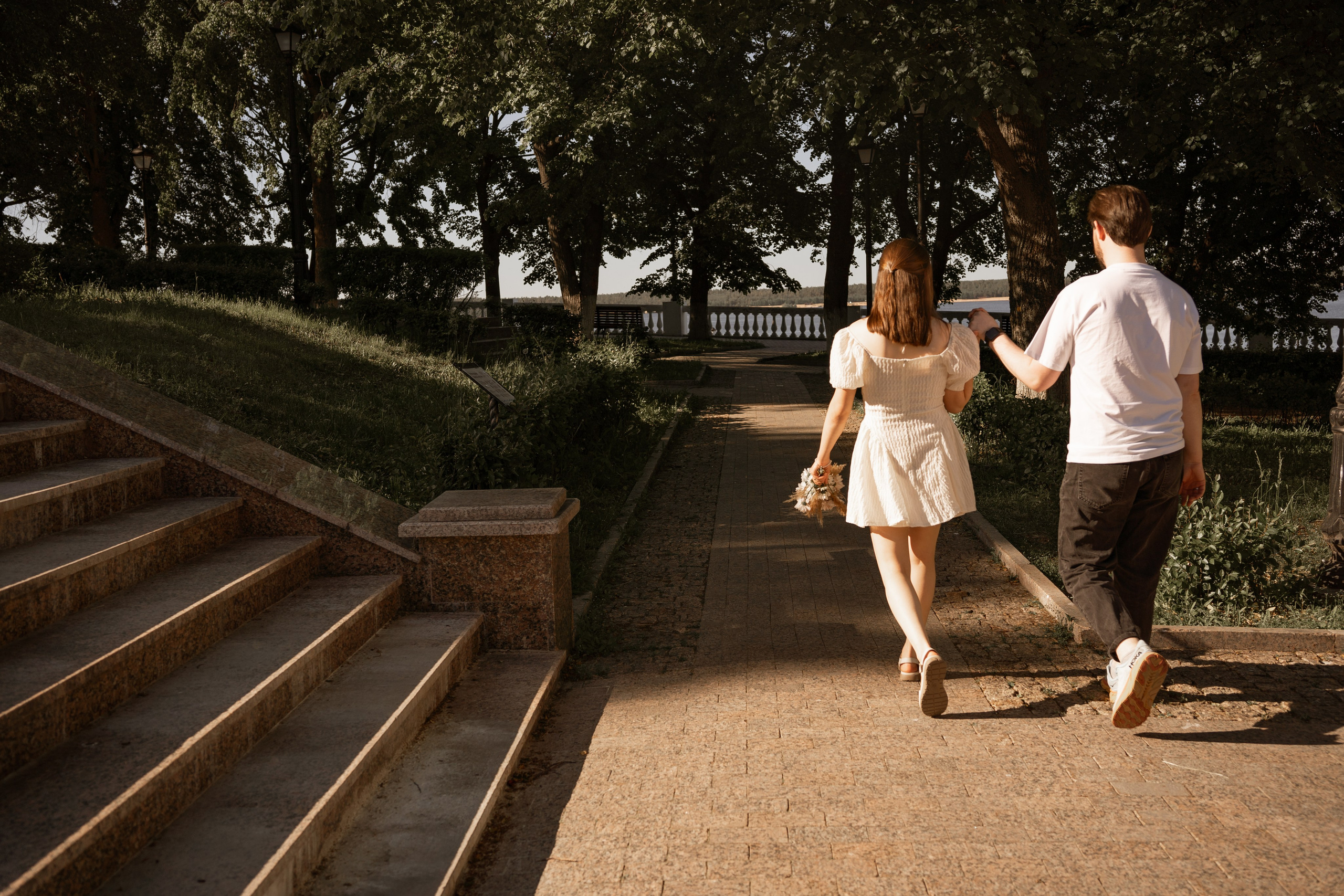 Прогулочная фотосессия после росписи