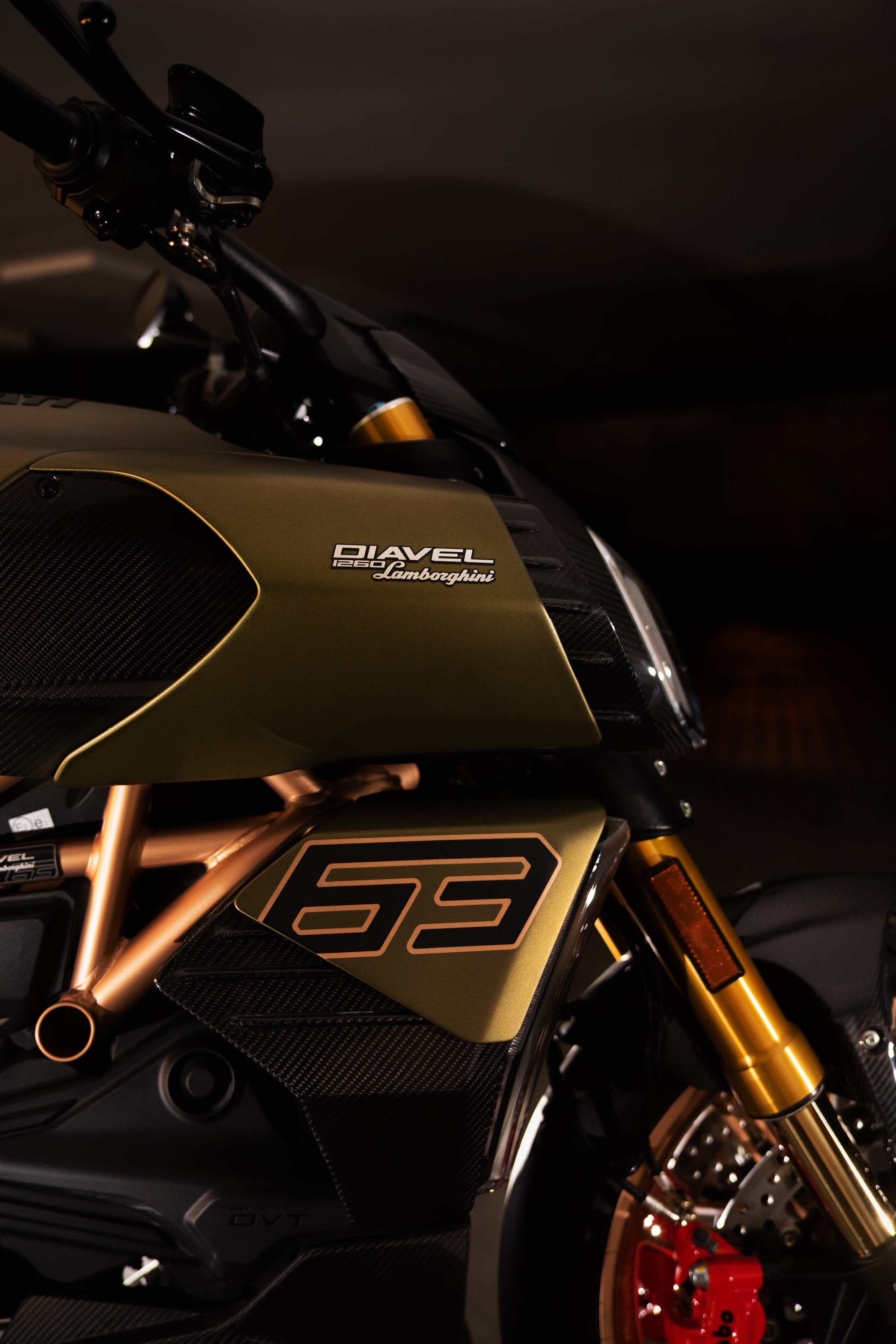 Ducati Diavel Lamborghini. Автомобильный фотограф Светлана Усова