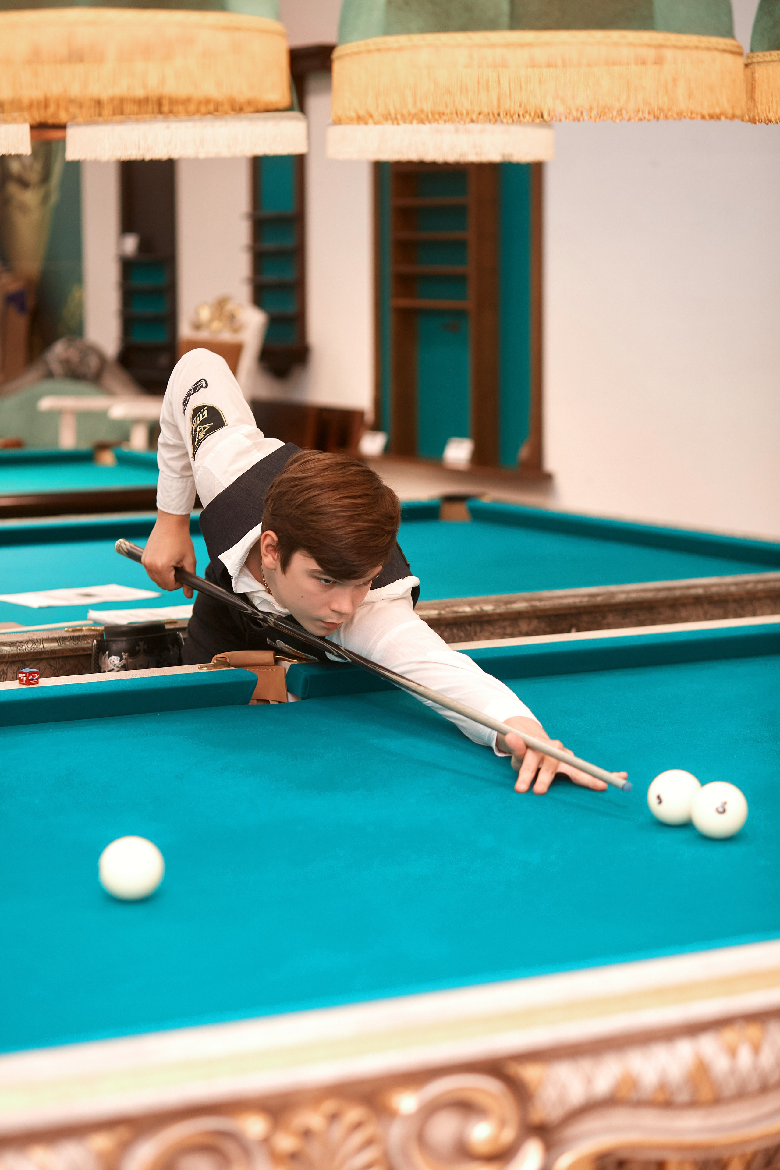 Семён За́йцев — российский профессиональный игрок в русский бильярд, мастер спорта России международного класса. Фотограф ваших самых ярких событий в Москве и СПБ. Збронская Юлия