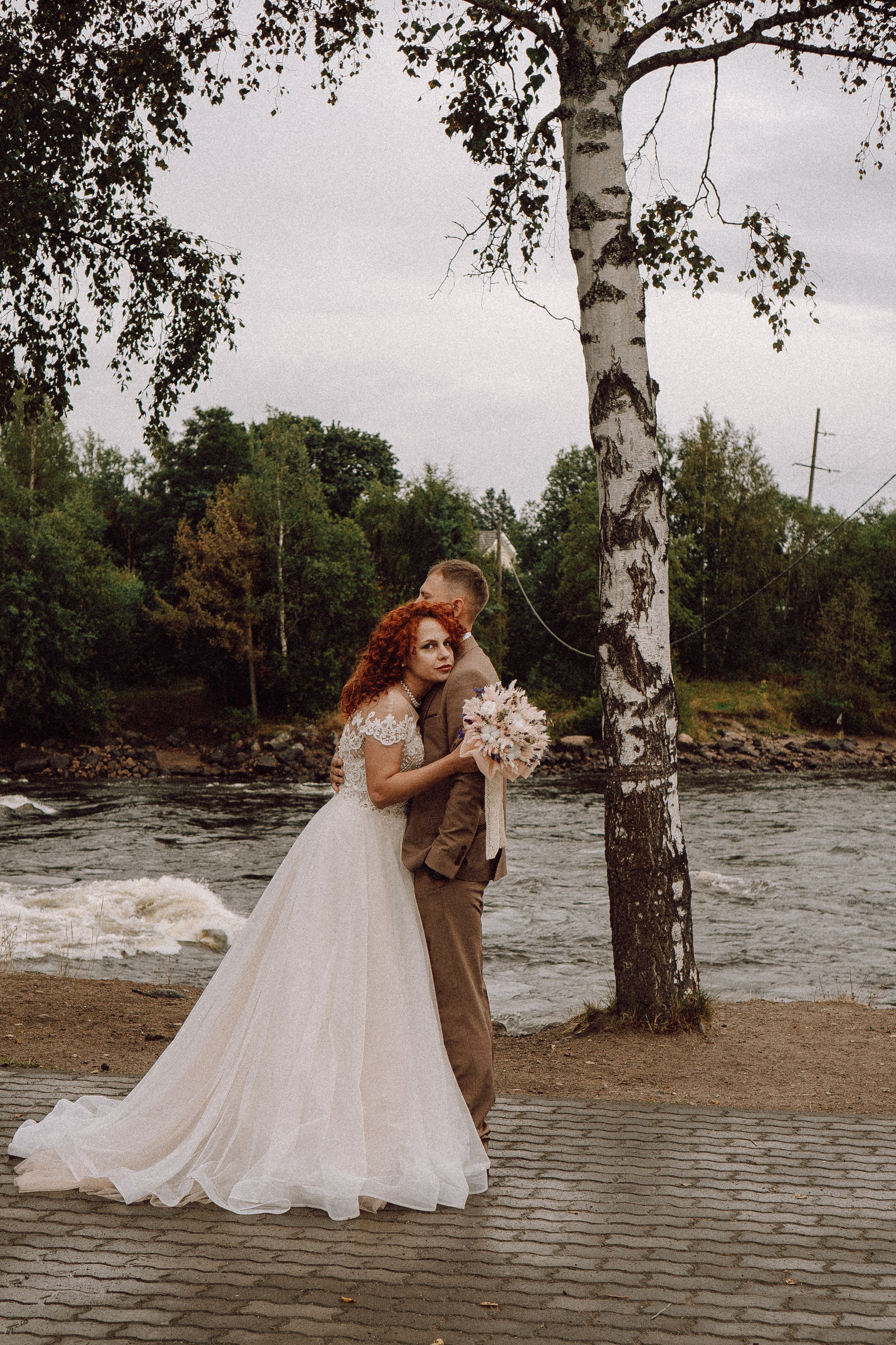 СВАДЕБНАЯ ФОТОСЕССИИЯ ПАРЫ В ГОРОДЕ ПРИОЗЕРСК В СОСНОВОМ ЛЕСУ И С ПИКАПОМ. Профессиональный фотограф, Санкт-Петербург — Виктория Богомолова