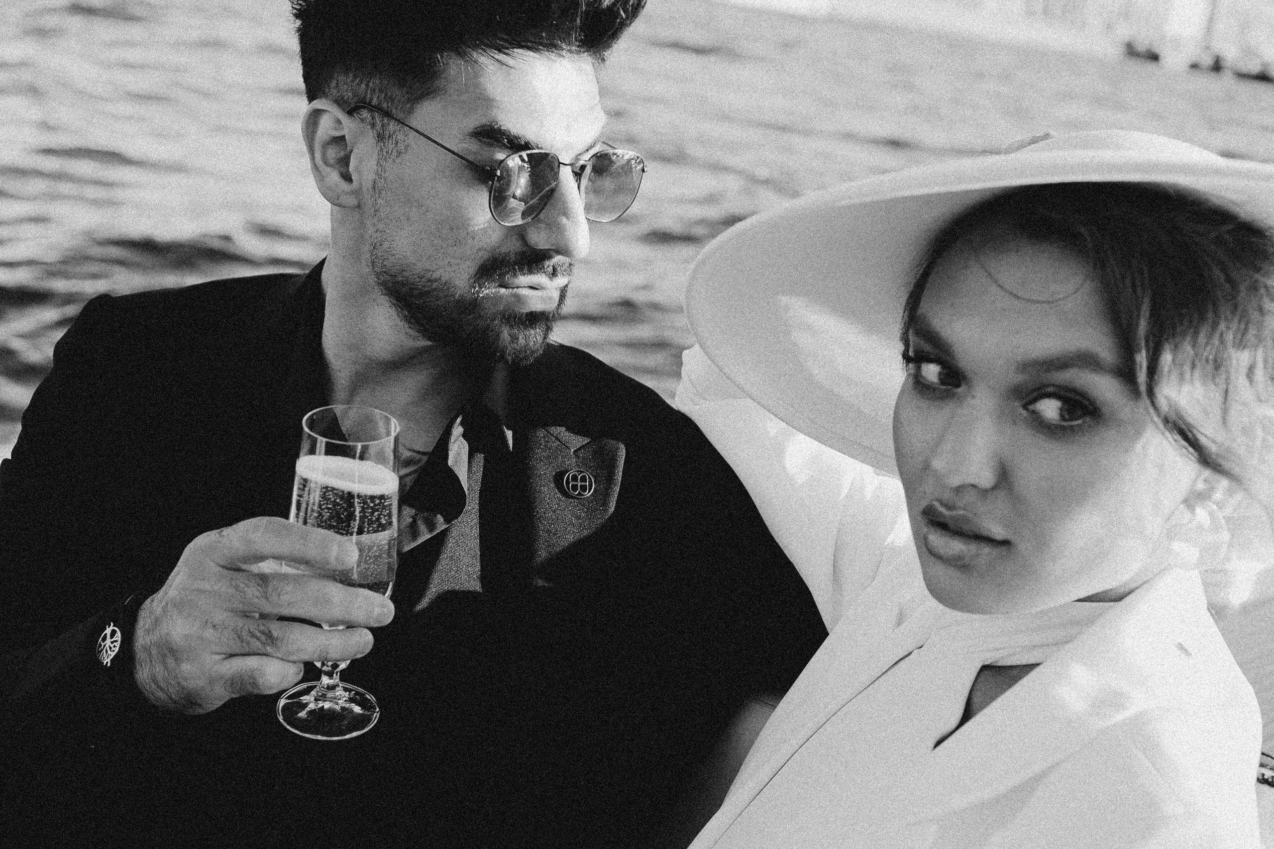 СВАДЕНБНАЯ СЬЕМКА НА КАТЕРЕ ПО КАНАЛАМ САНКТ-ПЕТЕРБУРГА И В АКВАТОРИИ НЕВЫ. Профессиональный фотограф, Санкт-Петербург — Виктория Богомолова