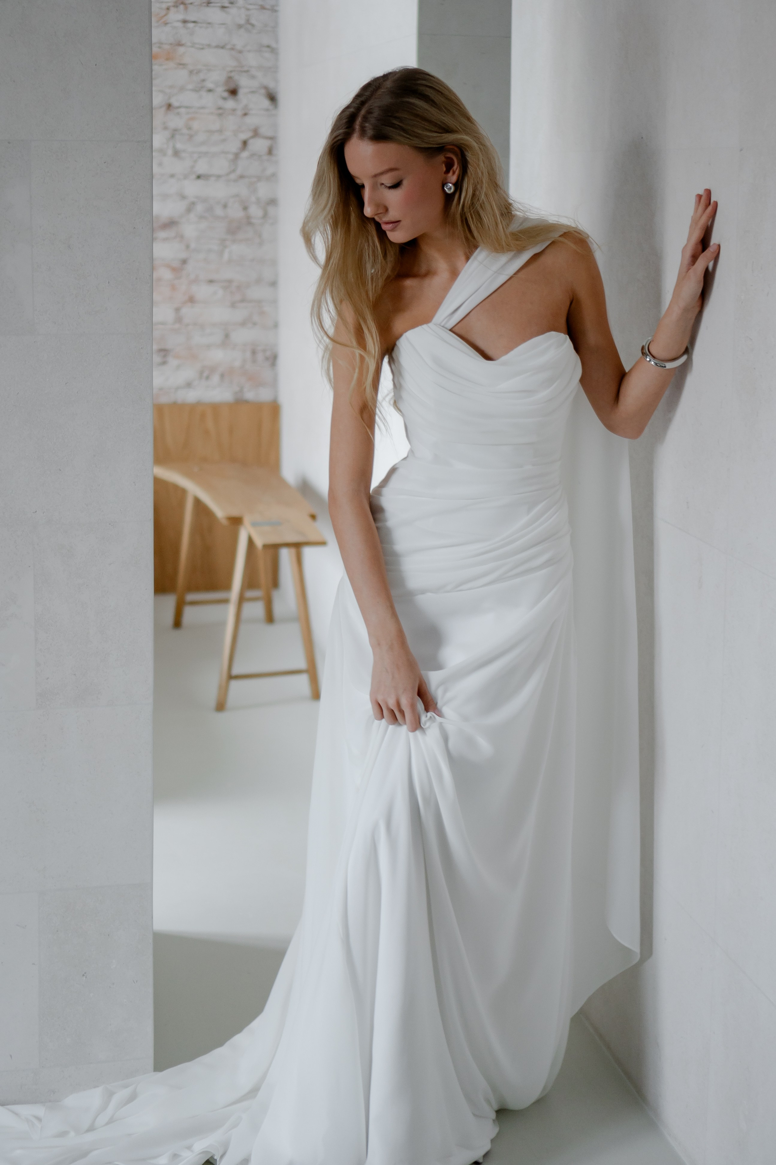 ЭЛЕГАНТНАЯ СВАДБЕНАЯ СЬЕМКА ЖЕНИХА И НЕВЕСТЫ В ДОРОГОМ ОТЕЛЕ САНКТ-ПЕТЕРБУРГА. Профессиональный фотограф, Санкт-Петербург — Виктория Богомолова