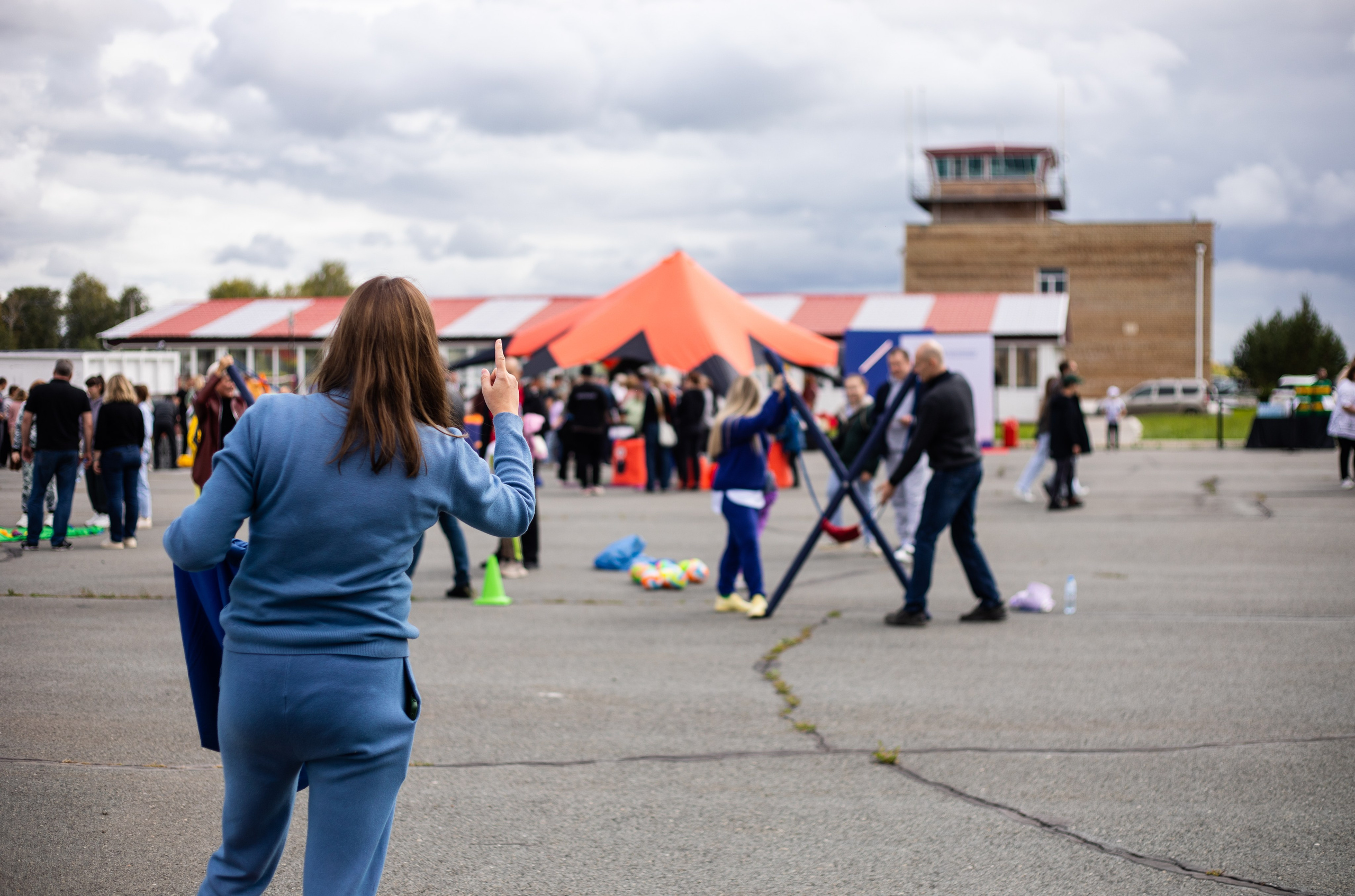 УЗСТ- Корпоративный тимбилдинг на аэродроме. Репортажный и свадебный фотограф в Челябинске Елисеев Павел