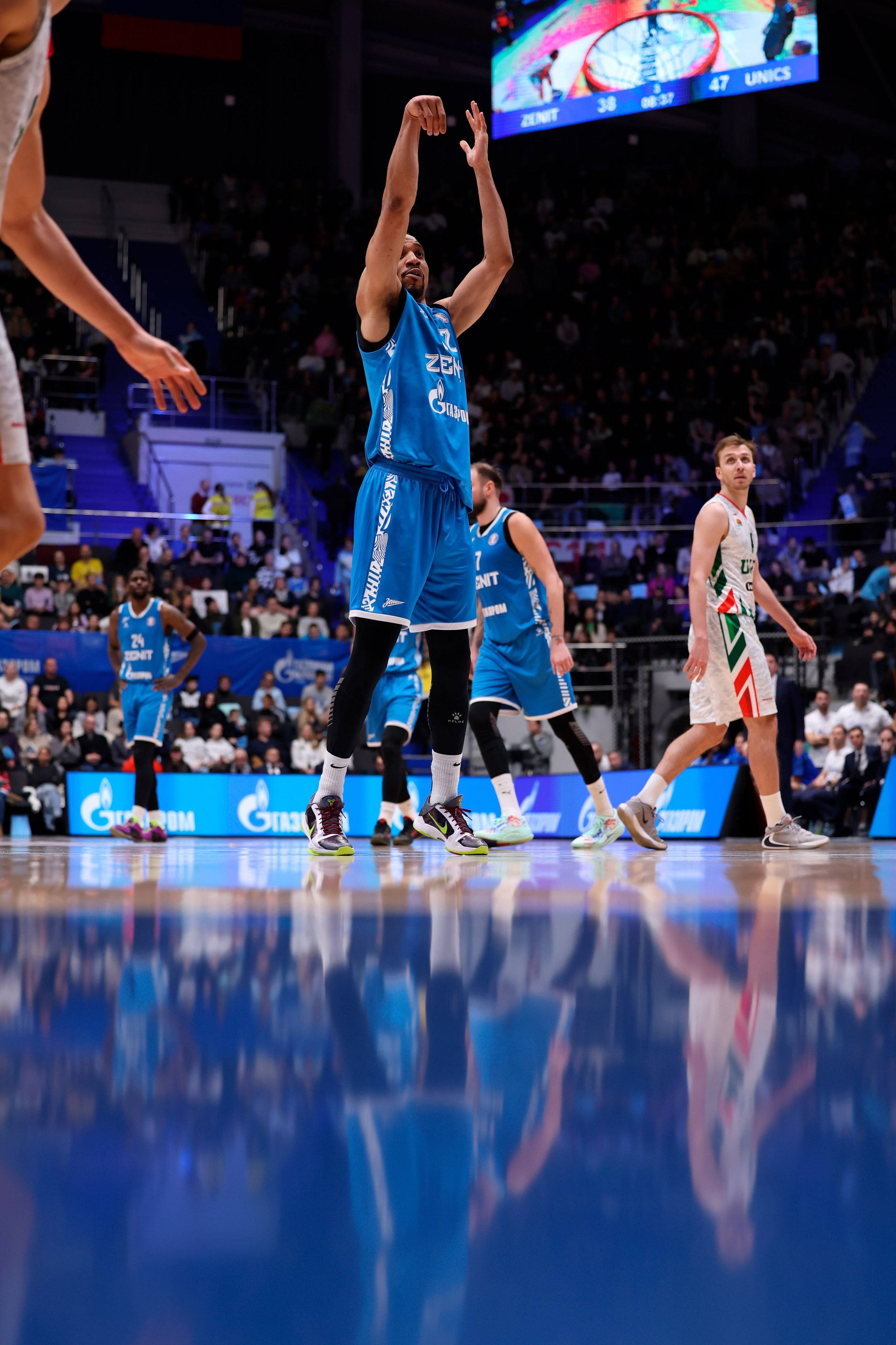 БК Зенит — БК Уникс 13.02.2025. Спортивный и репортажный фотограф Антон Тереханов