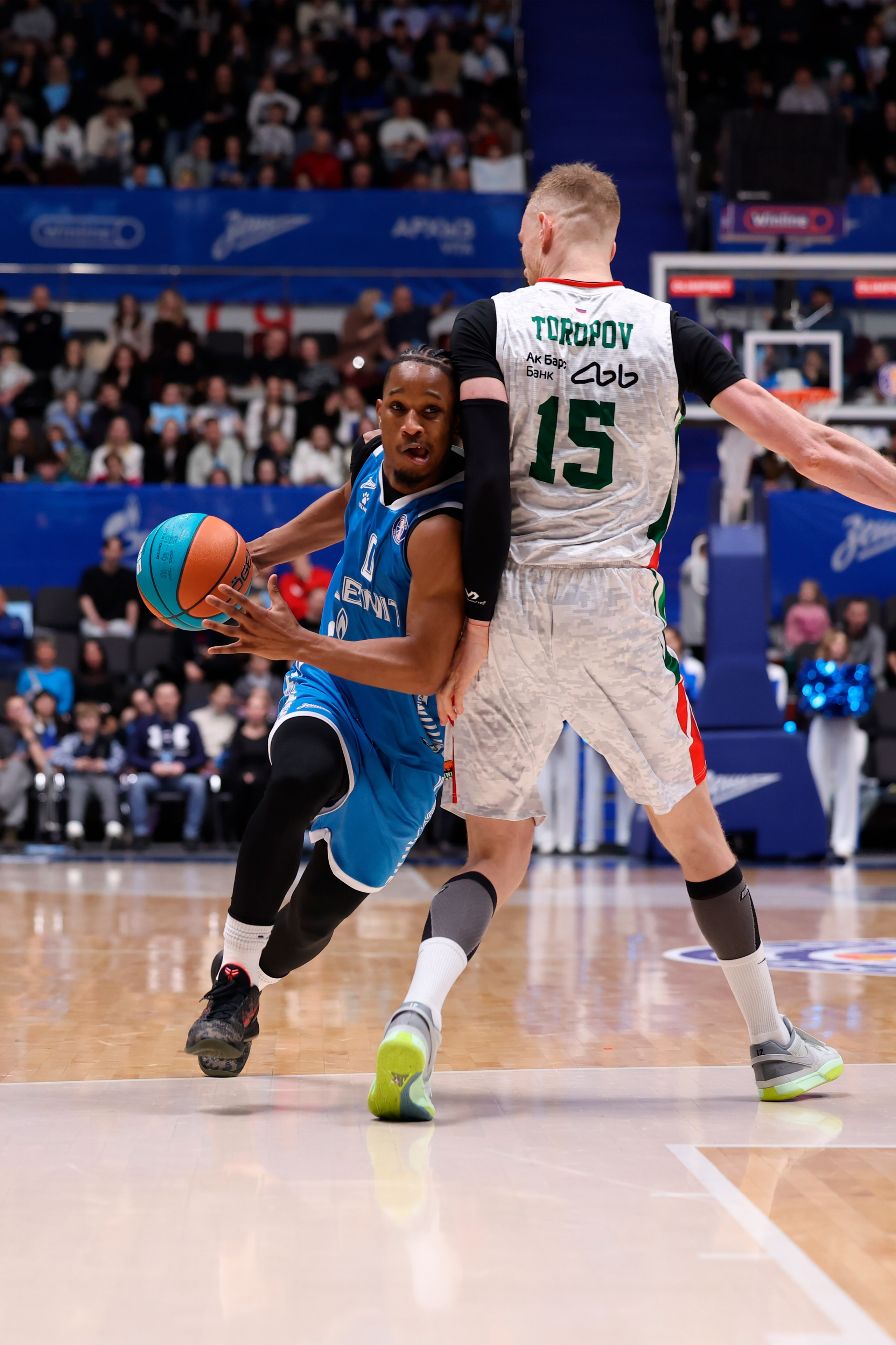 БК Зенит — БК Уникс 13.02.2025. Спортивный и репортажный фотограф Антон Тереханов