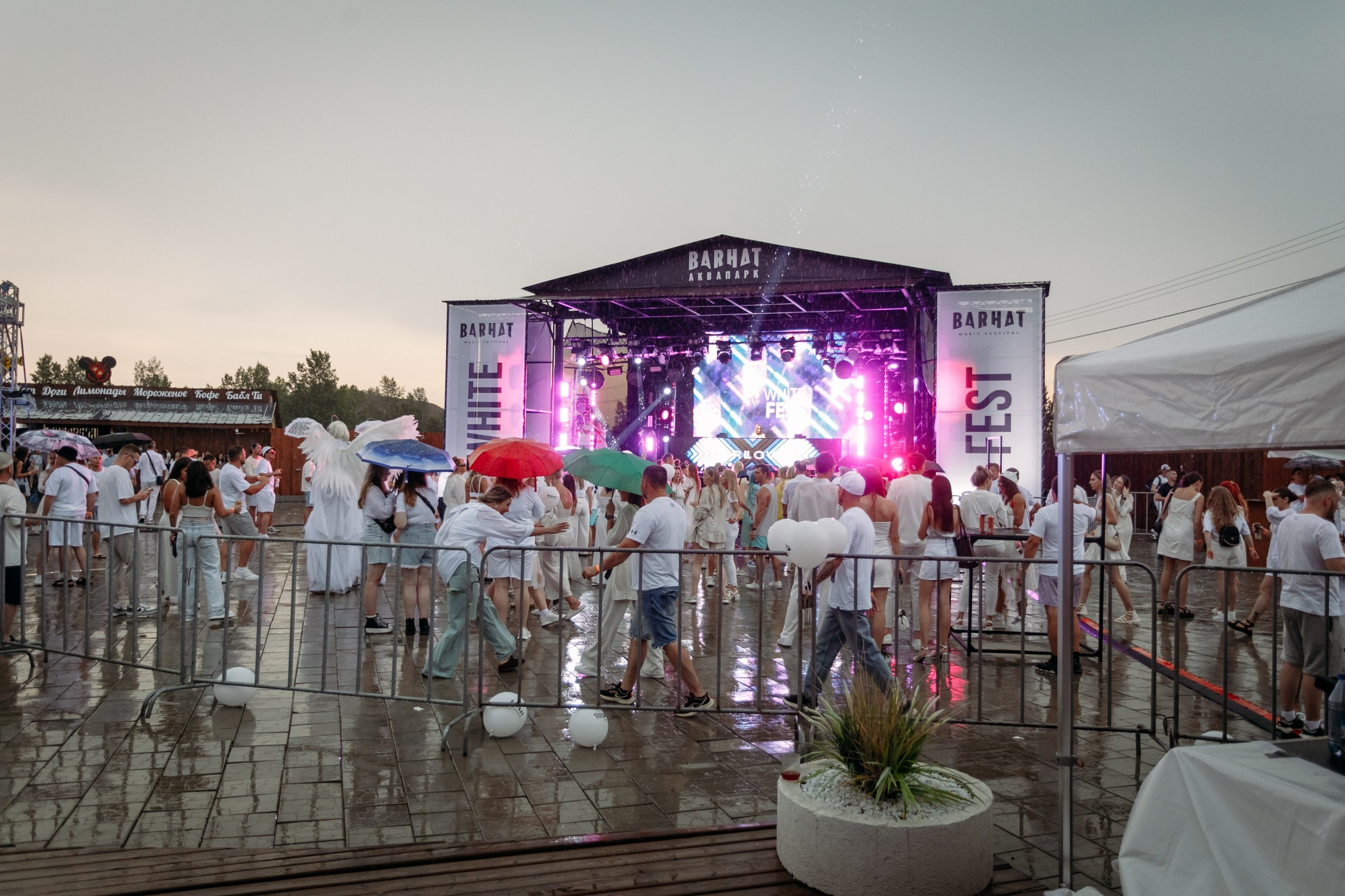 White Party @ Бархат парк. Репортажный фотограф Максим Полянский. Москва, Санкт-Петербург, Красноярск