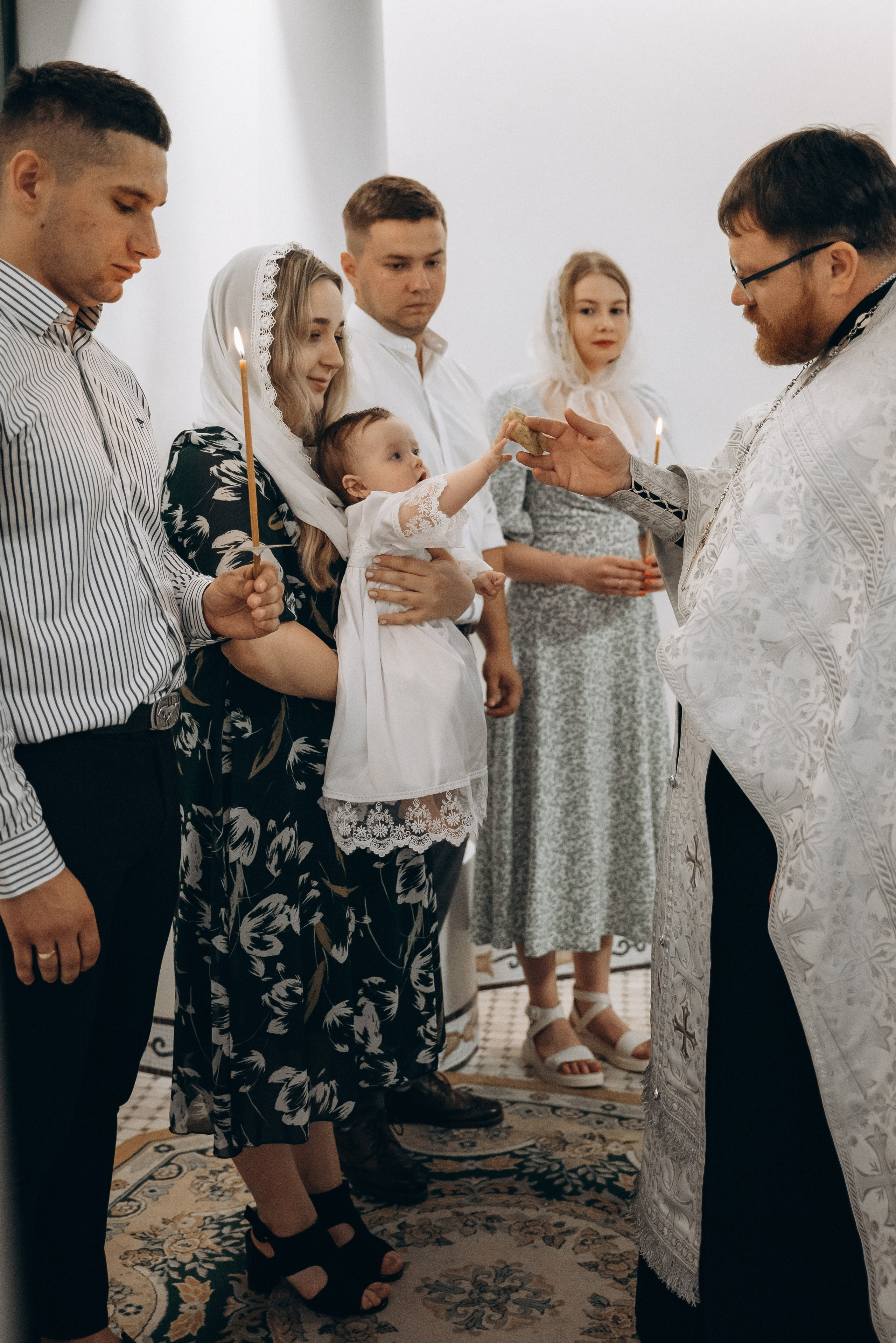 Крещение Варюши (Храм Святой Живоначальной Троицы). Семейный фотограф в Минске Дарья Дреко