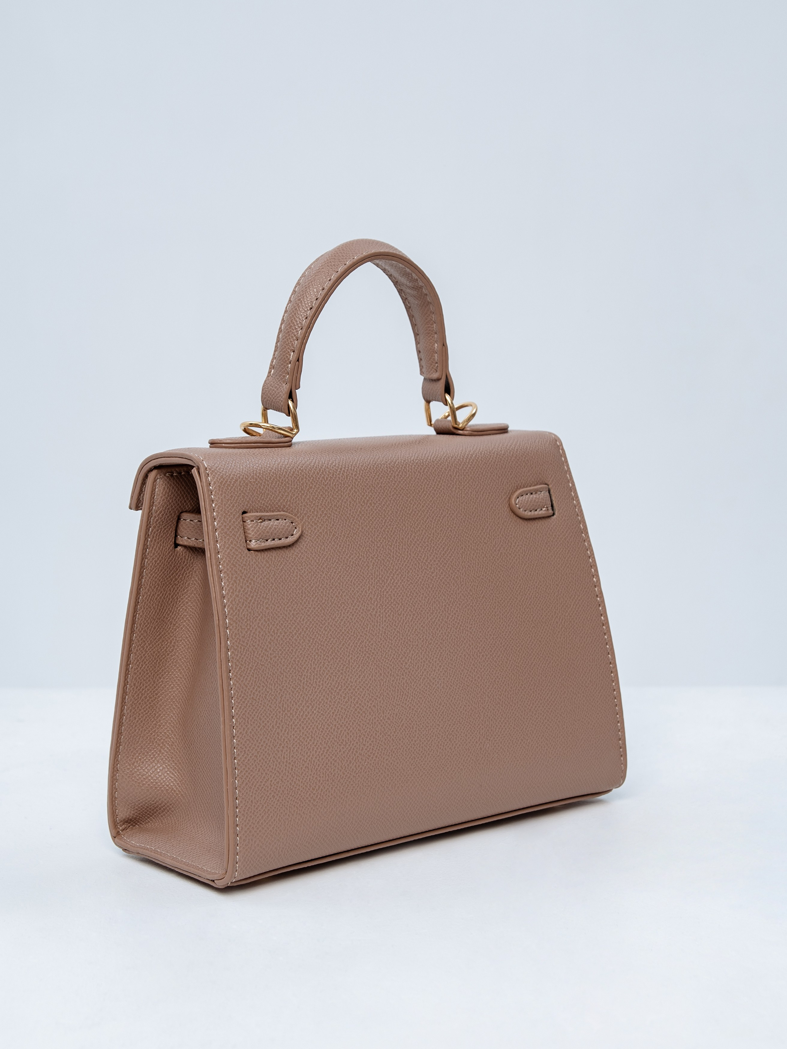 Предметная съемка для маркетплейсов. Юлия Гоголева. Fashion-фотограф в Волгограде