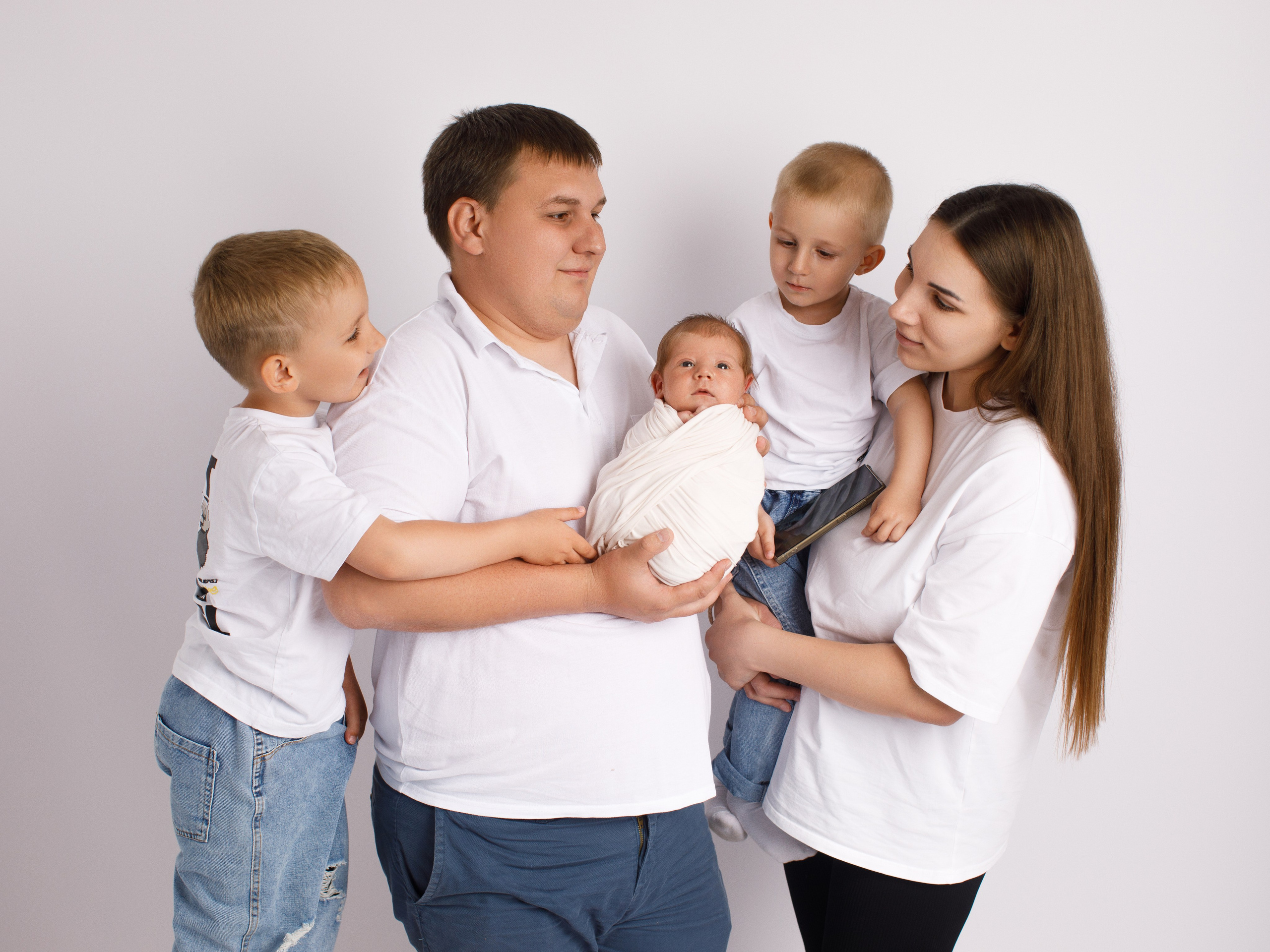Примеры с семьей. Фотограф новорождённых и детей до года на КМВ