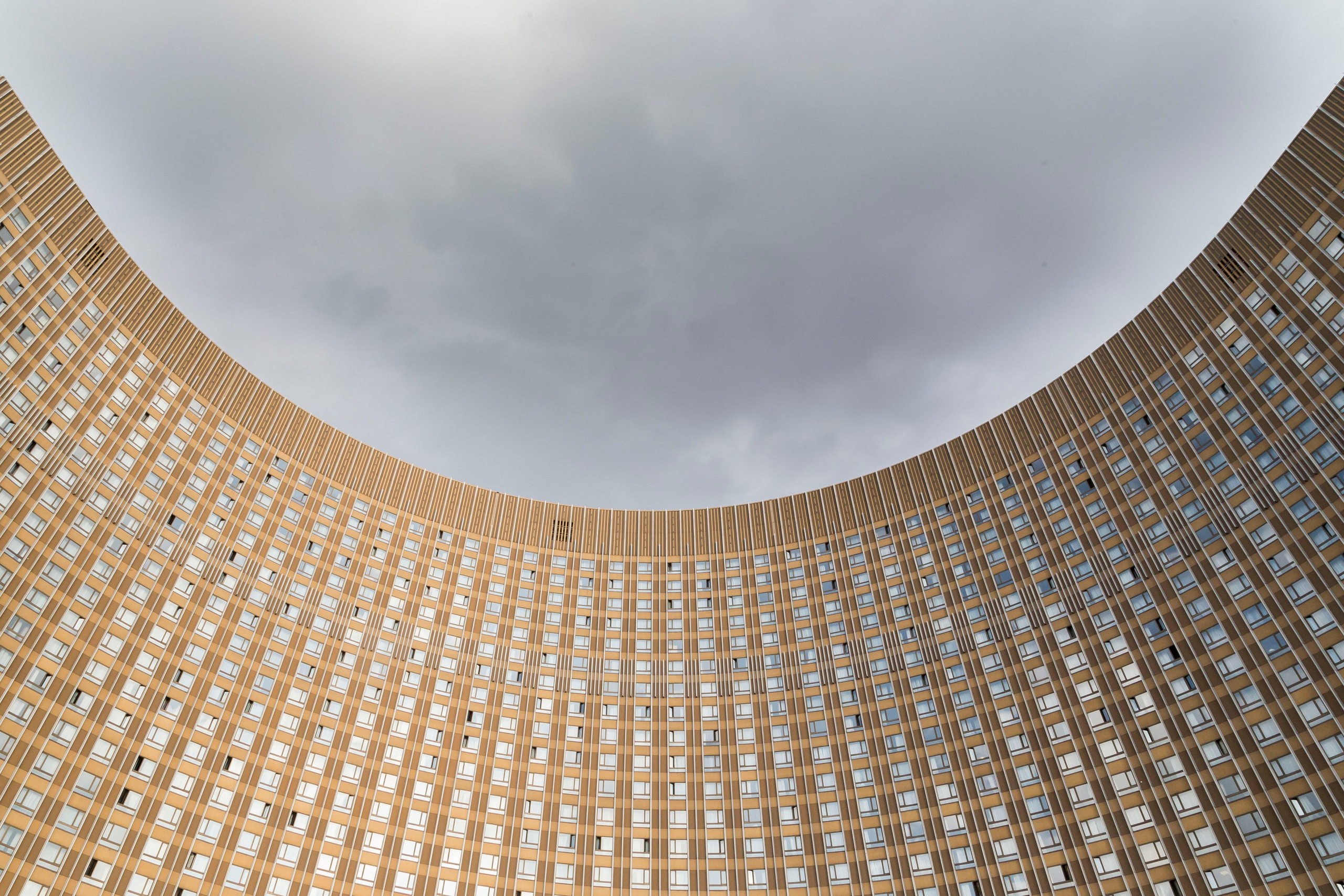 Здание гостиницы «Космос». Проект фотографа Александра Высокина — «Фотоархитектоника»