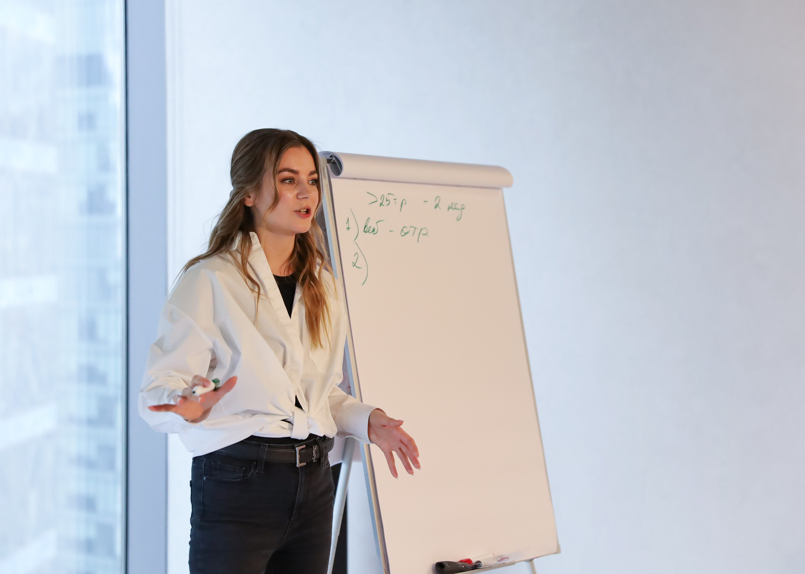 КОНФЕРЕНЦИЯ ВЫПУСКНИКОВ ШКОЛЫ ПРОДЮСИРОВАНИЯ АННЫ НОВИКОВОЙ. Фотограф мероприятий Ирина Каширина