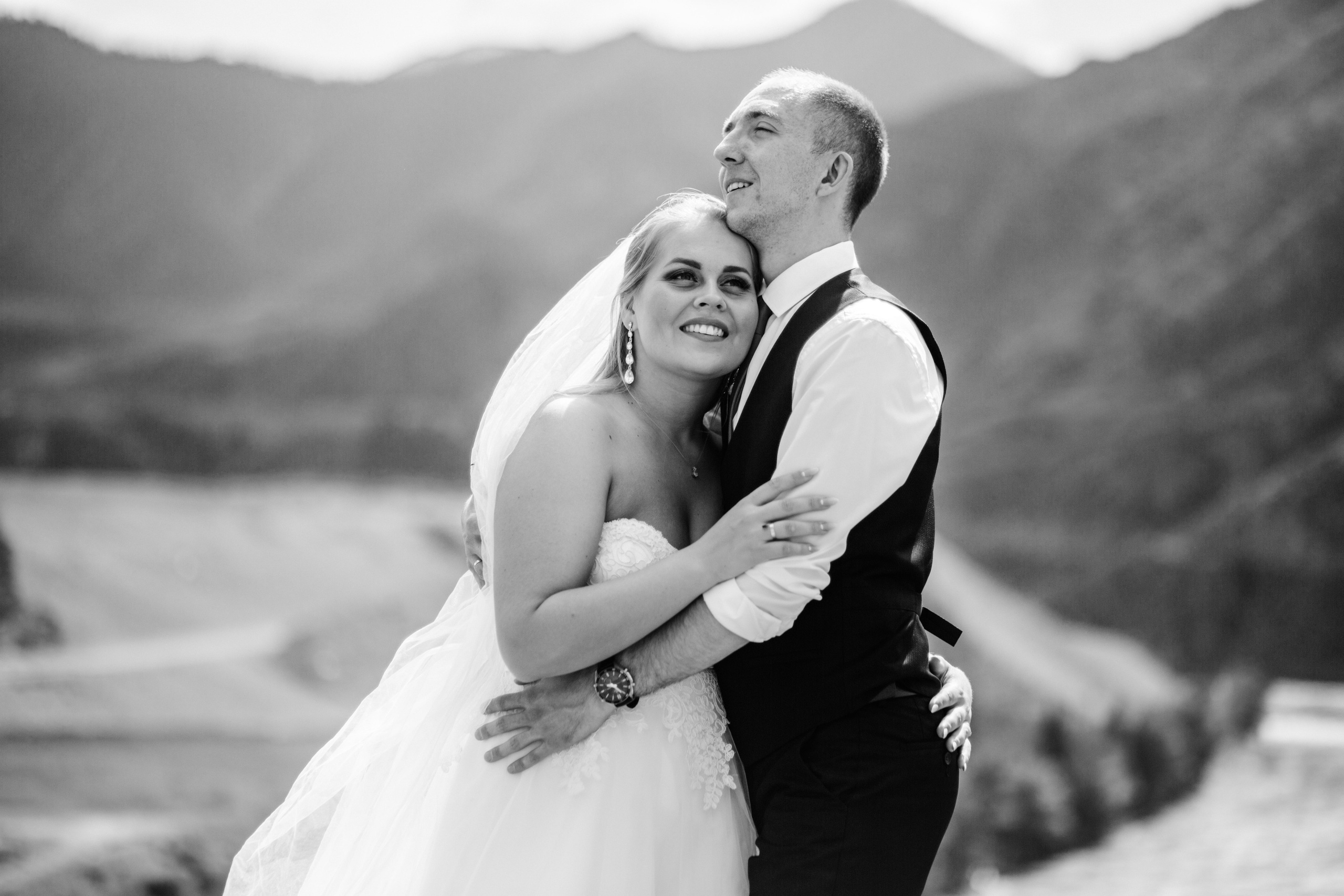 «Мы только что расписались и едем в свадебное путешествие. Будем в Ине». Фотограф Любовь Щербинина