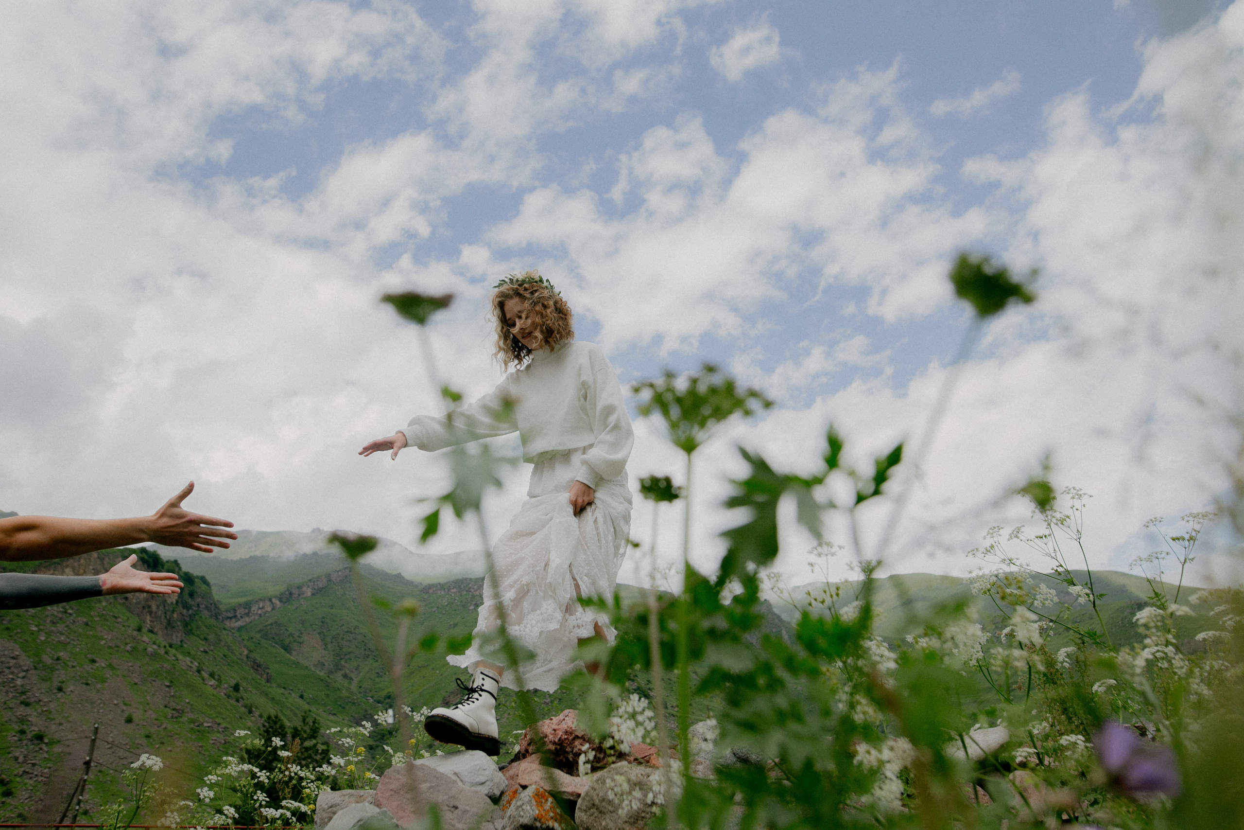 Nikita & Nastya. Wedding at Kazbeg. Свадебный фотограф Грузия Alex and Polly