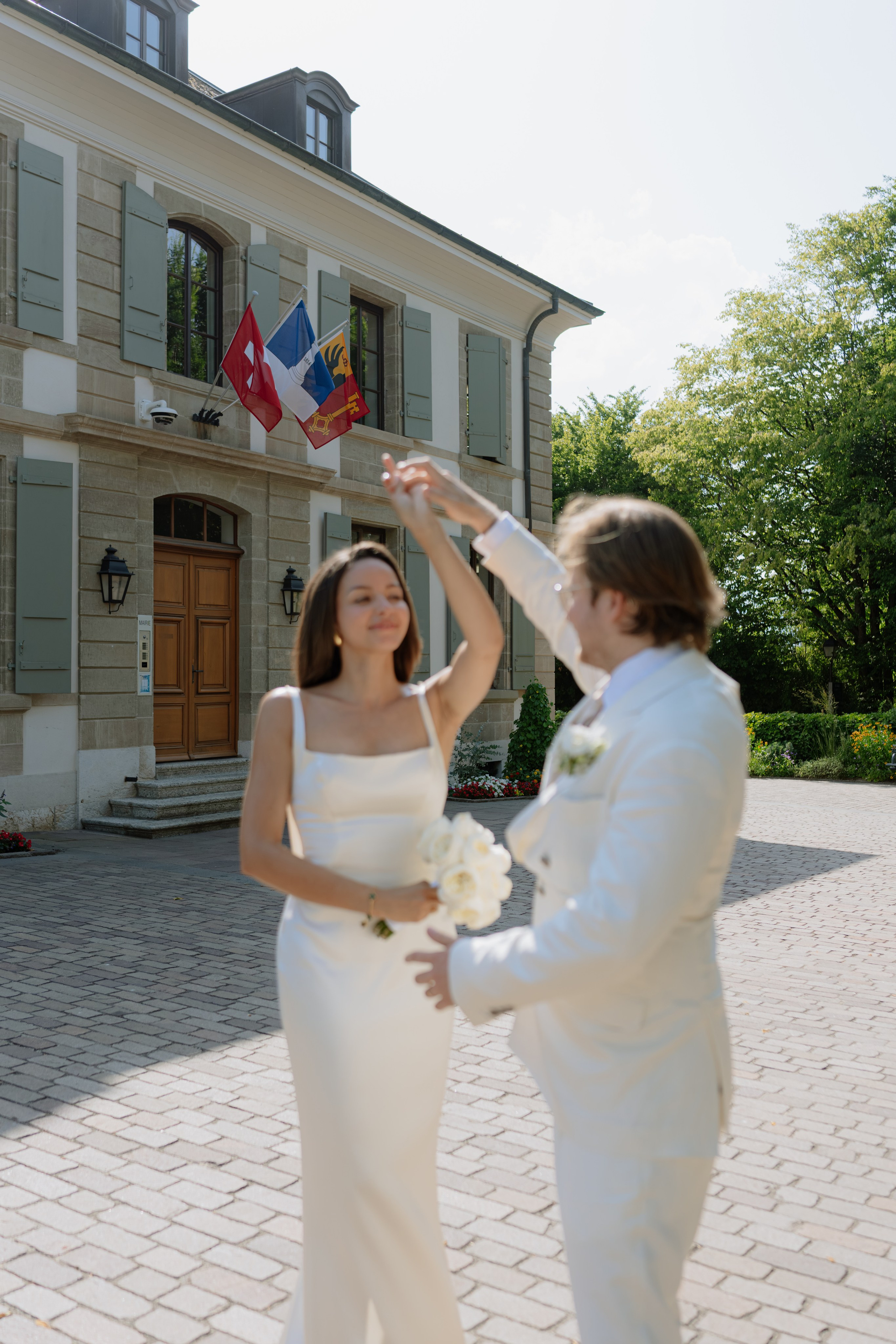 Laura & Aymeric | Hotel La Réserve Genève. Professional Wedding Photographer Geneva & Romande Switzerland | Tanya Creator