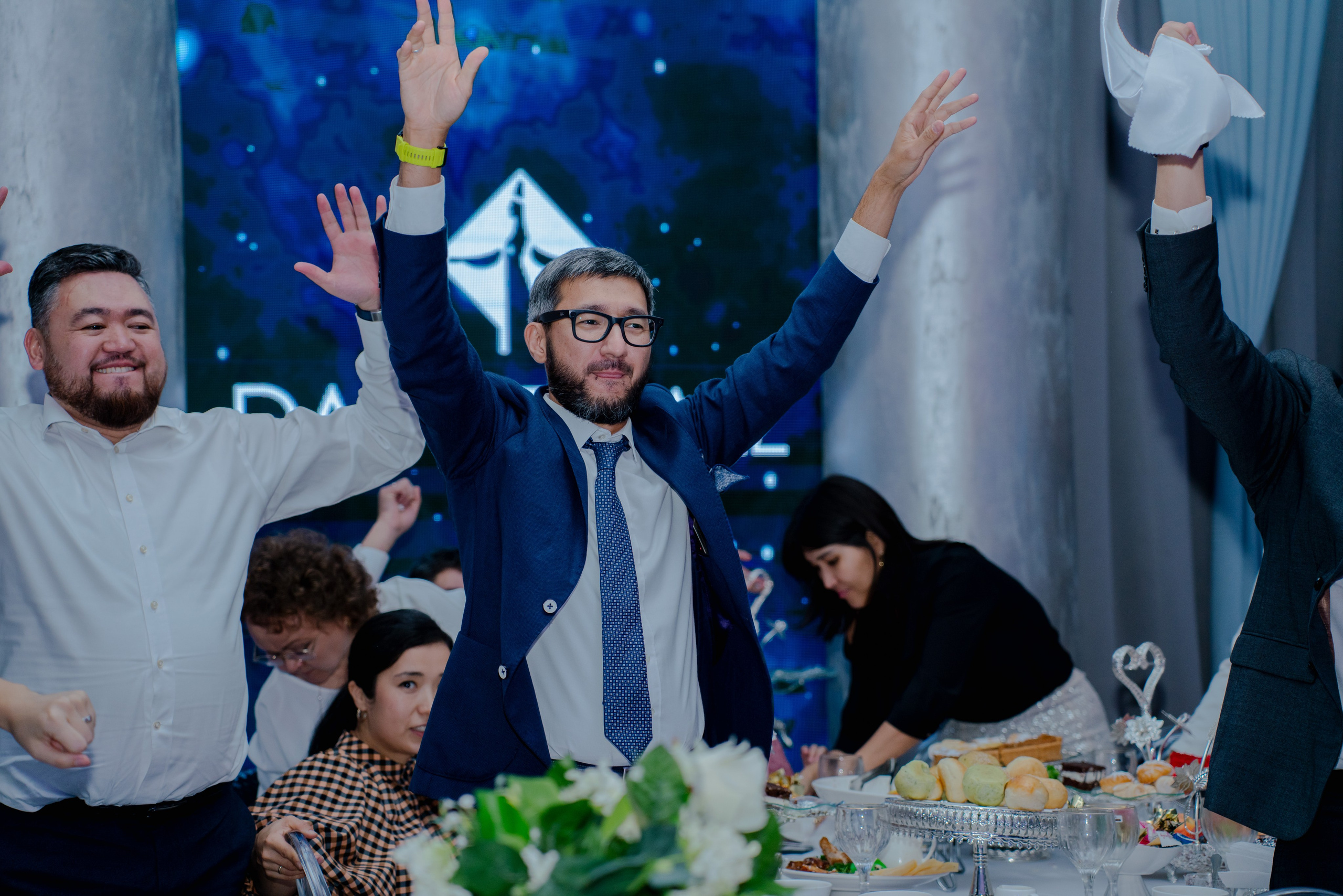 KAMILLA QYZ UZATU. Nomad media