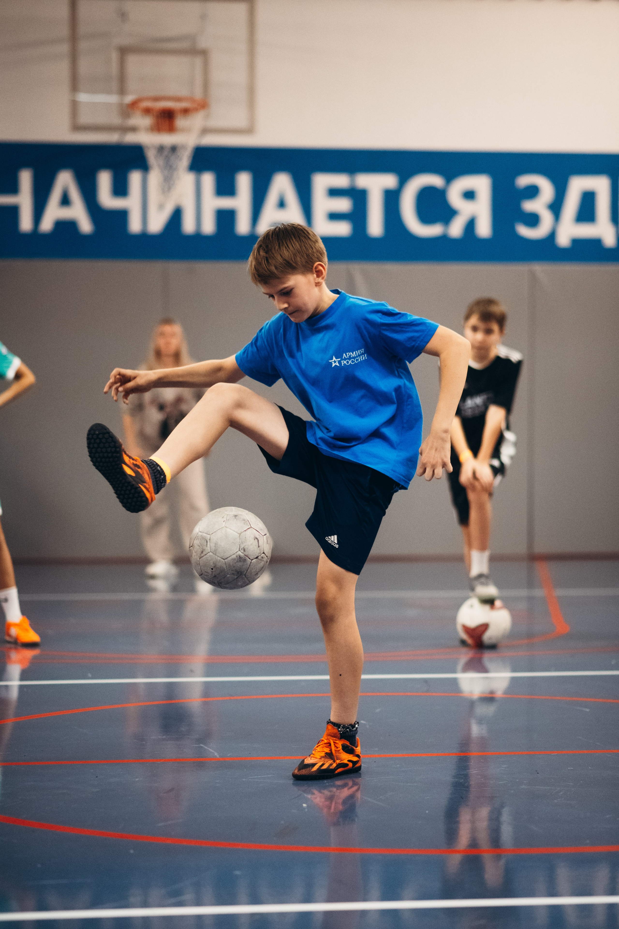 Турнир по футбольному фристайлу, панне и теннисболу