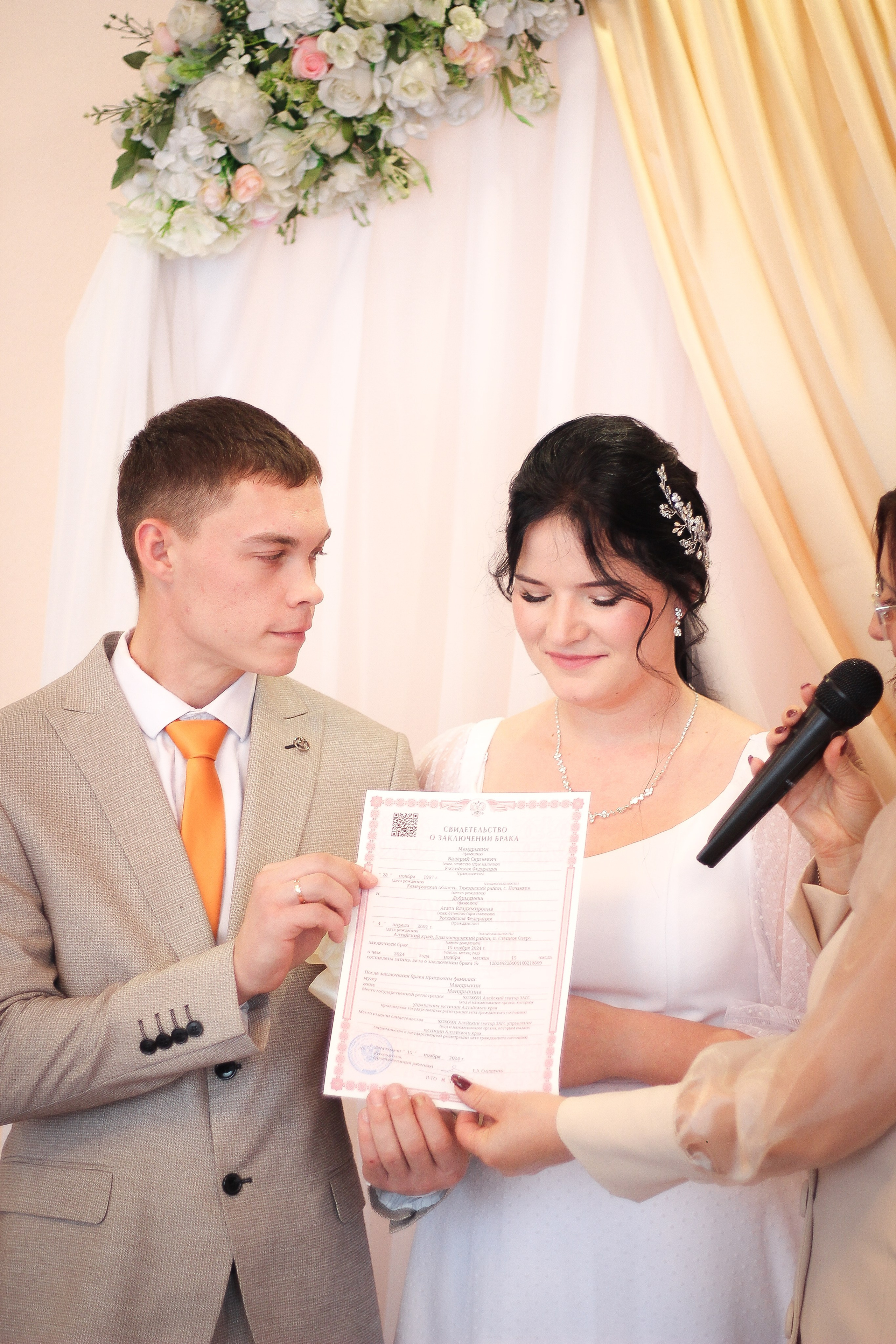 Свадебные фотосессии Барнаул/ Алейск. Выпускные альбомы для школ и Детских садов в Барнауле /Выпускные/Свадебные/Детские/Семейные и др. виды съёмок /Фотограф Вера Валейко