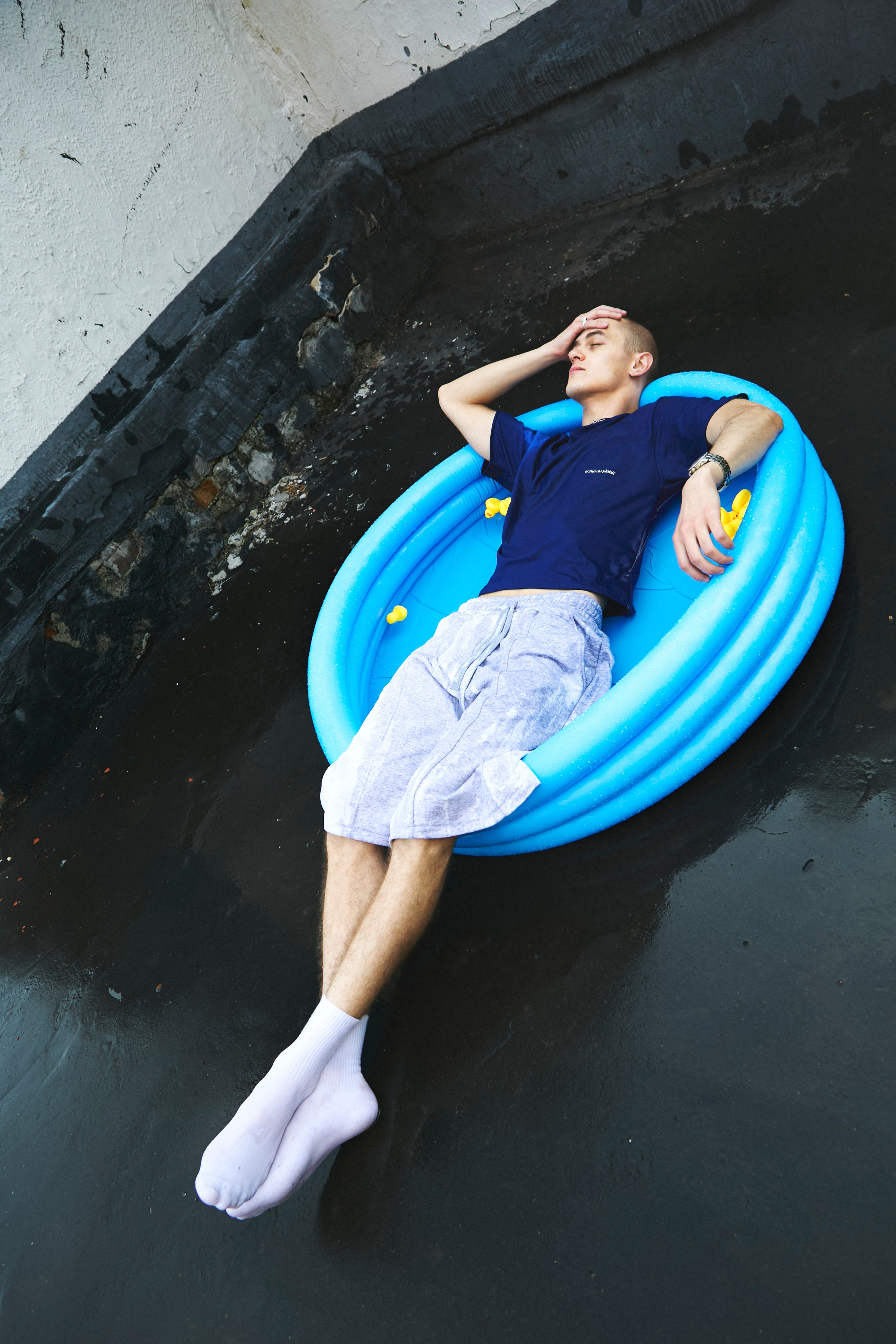 Acme Du Plaisir. Arina Kharakhashian