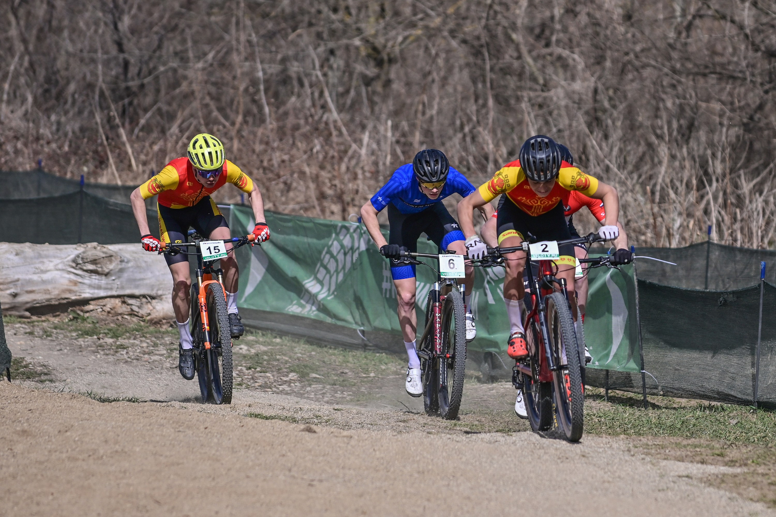 Маунтинбайк, кросс-кантри в Архипо-Осиповке 16 марта 2025. Спортивный фотограф, фотожурналист Павел Ларькин
