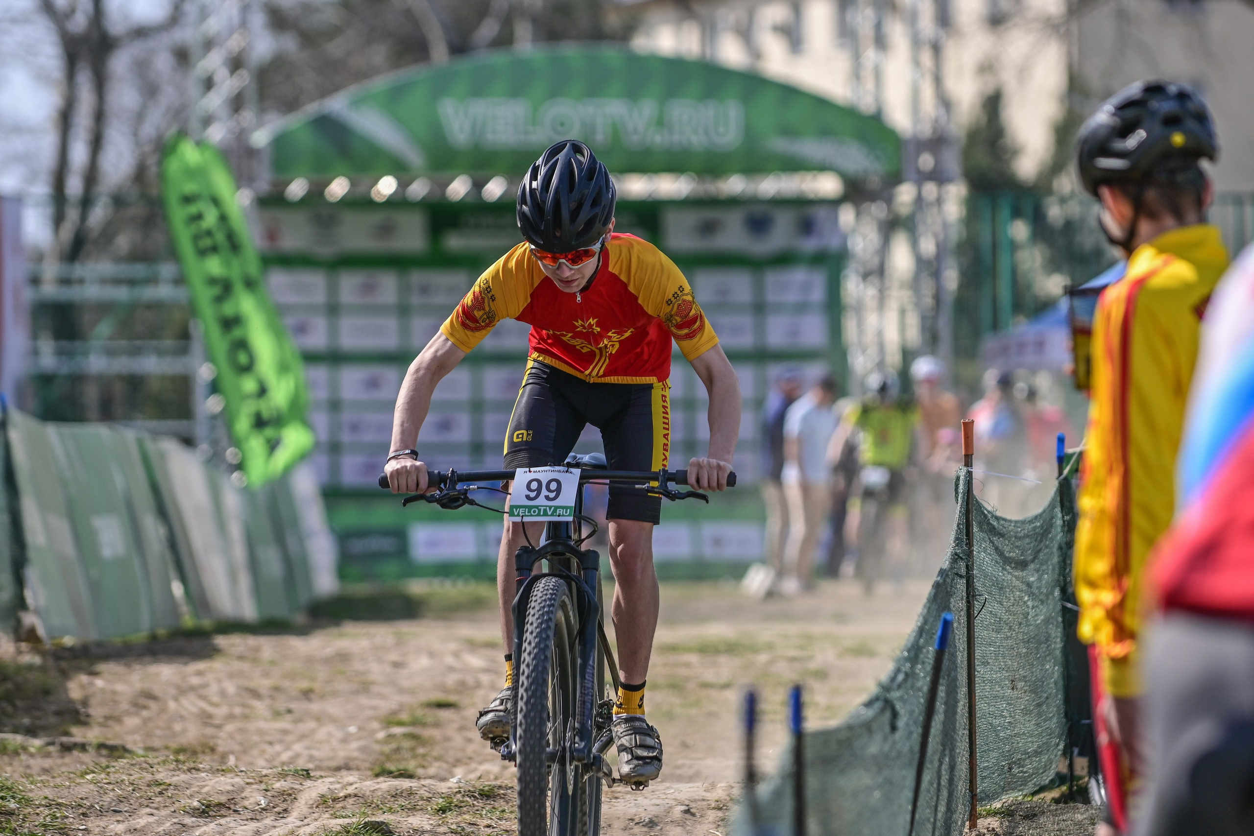 Маунтинбайк, кросс-кантри в Архипо-Осиповке 16 марта 2025. Спортивный фотограф, фотожурналист Павел Ларькин