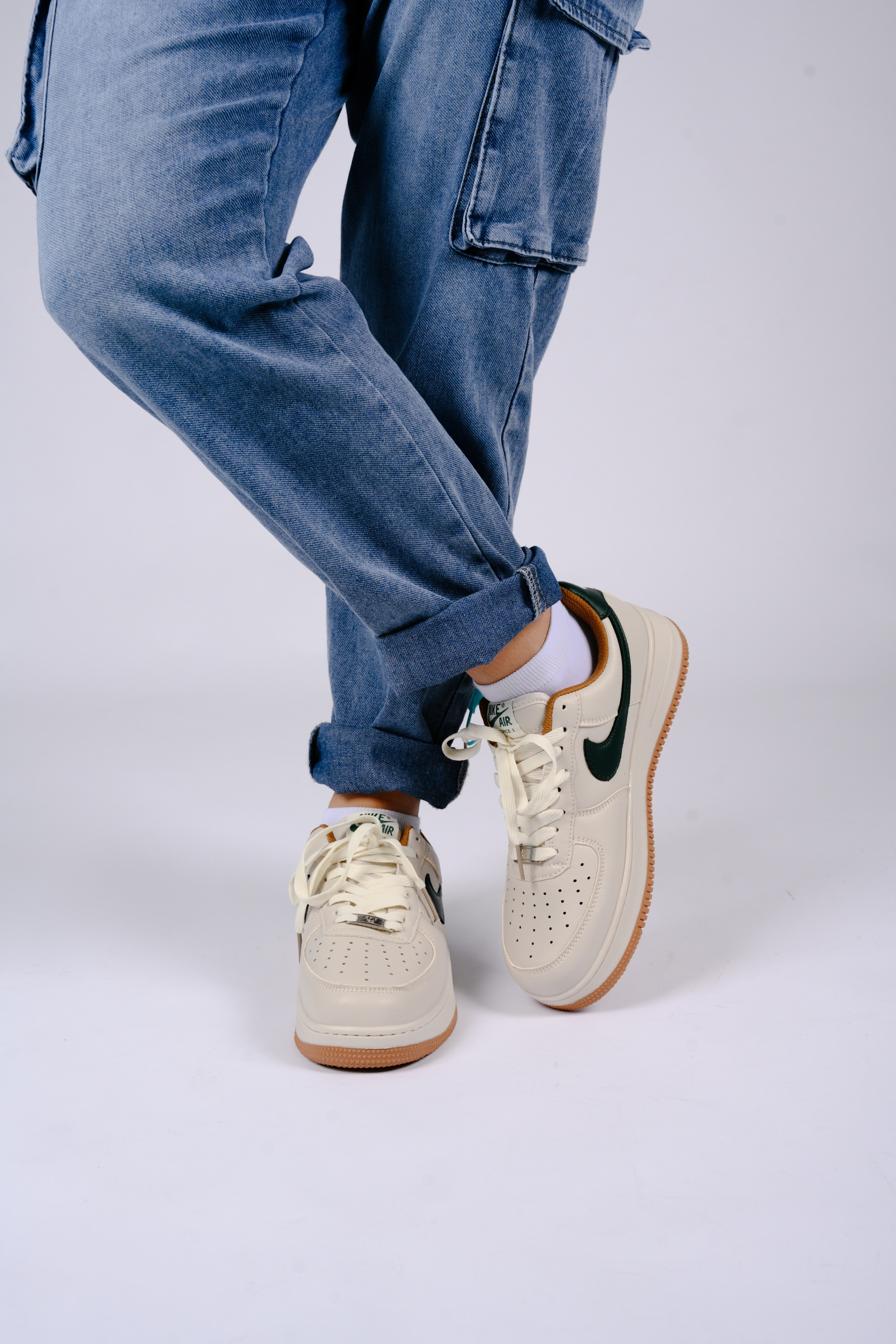 Кроссовки для wb. Фотограф в Красноярске