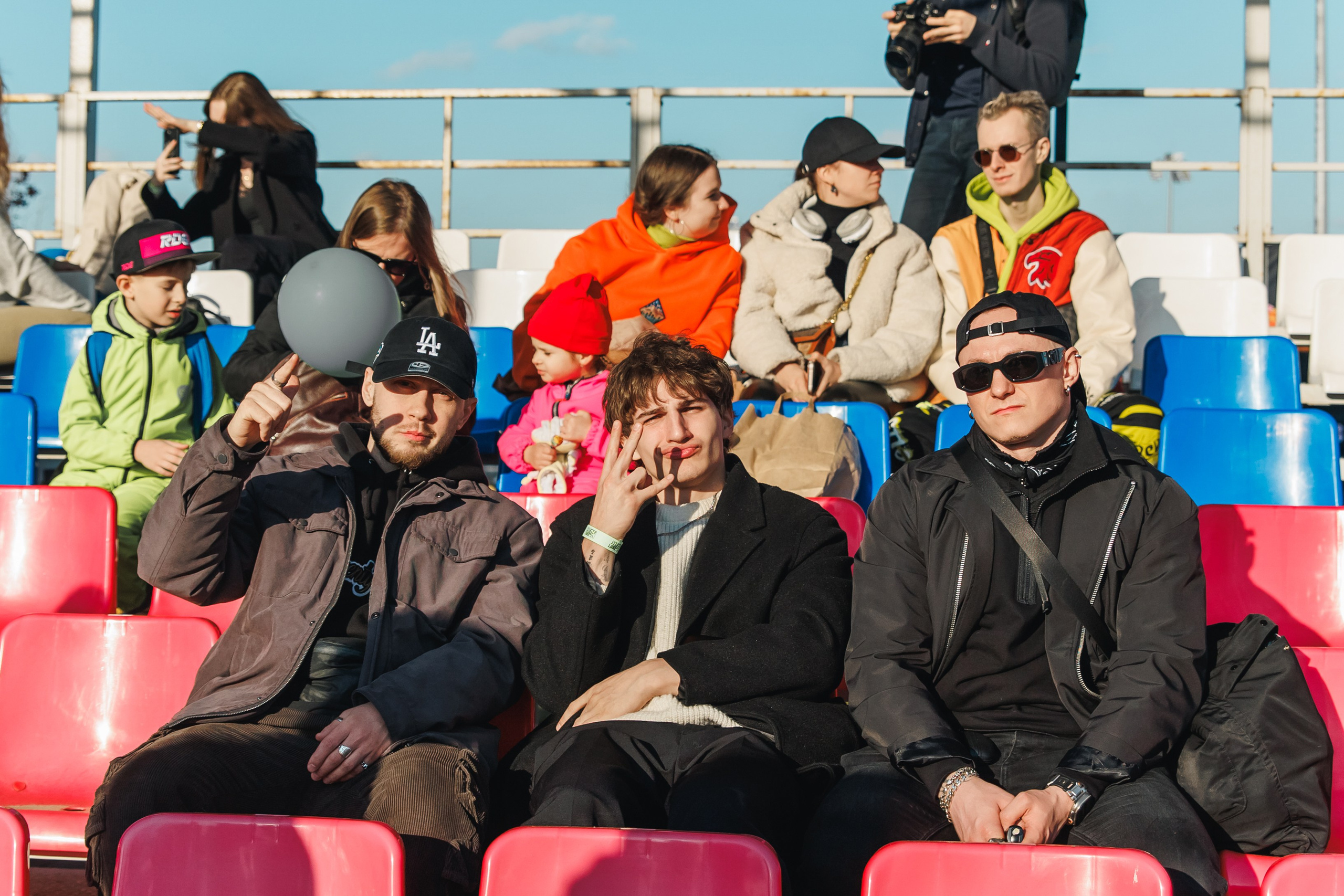 Выставка и дрифт машин. Репортажный фотограф. Москва. Алина Ланская
