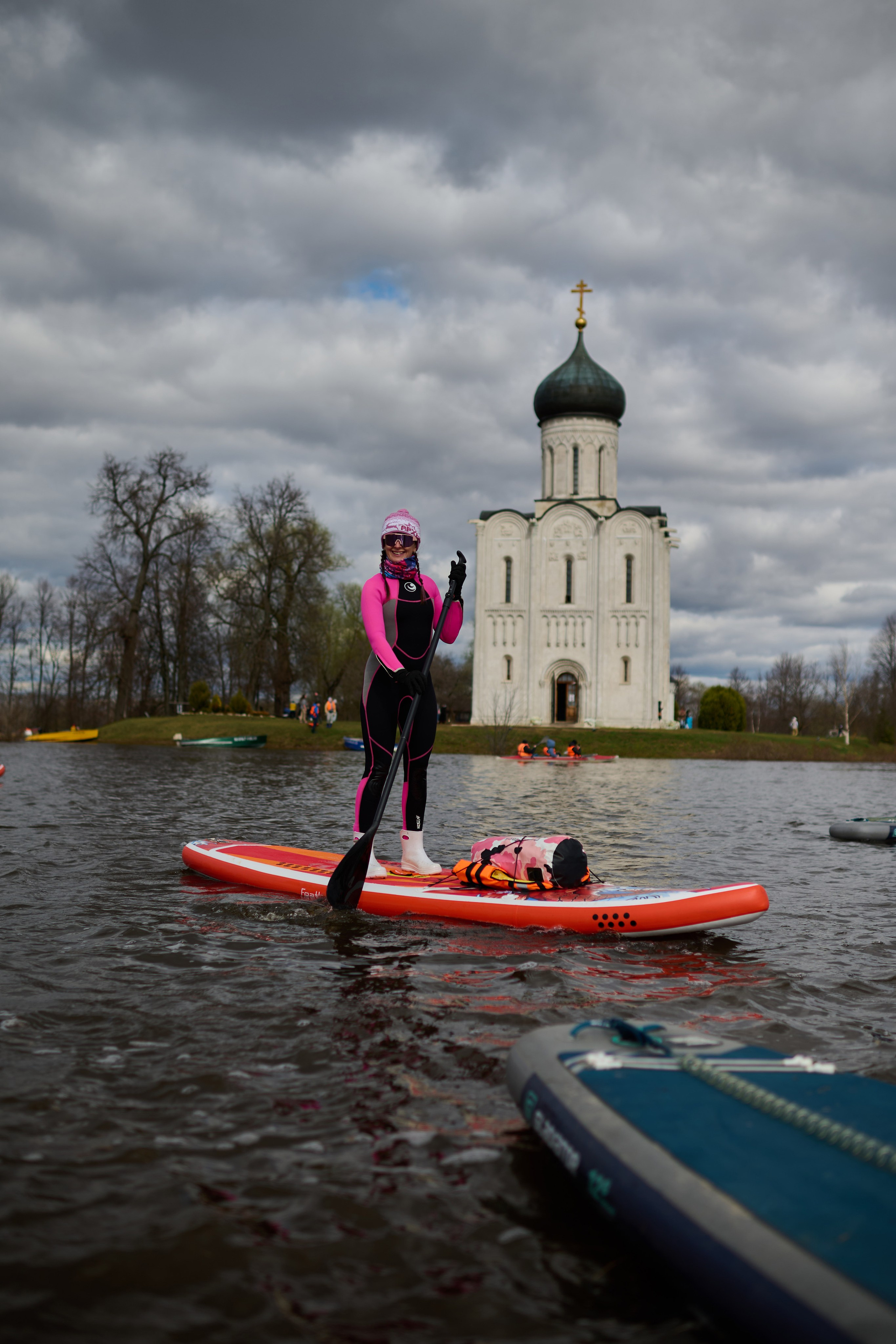 Владимир Покрова на Нерли, апрель. Главная