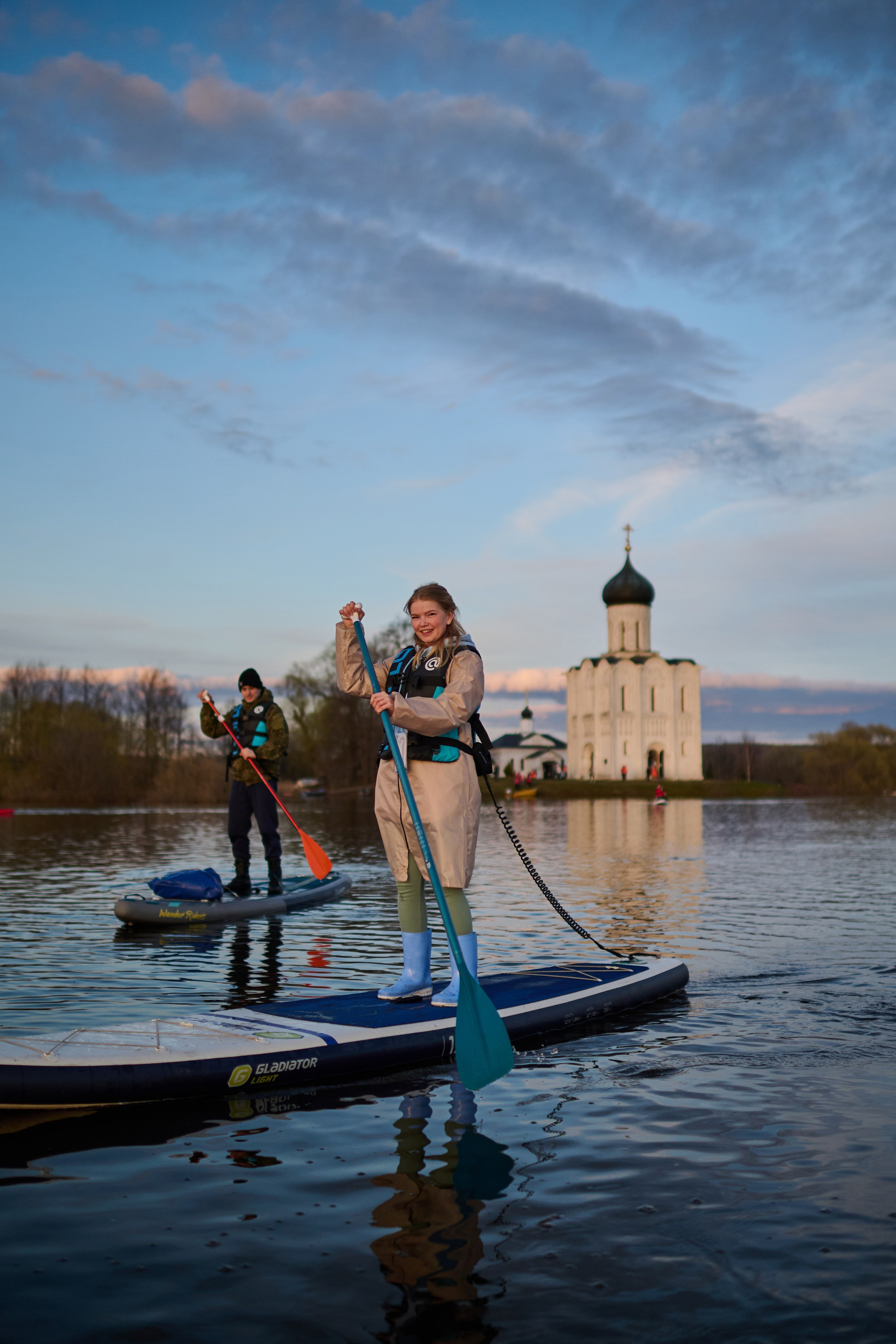 Владимир Покрова на Нерли, апрель. Главная