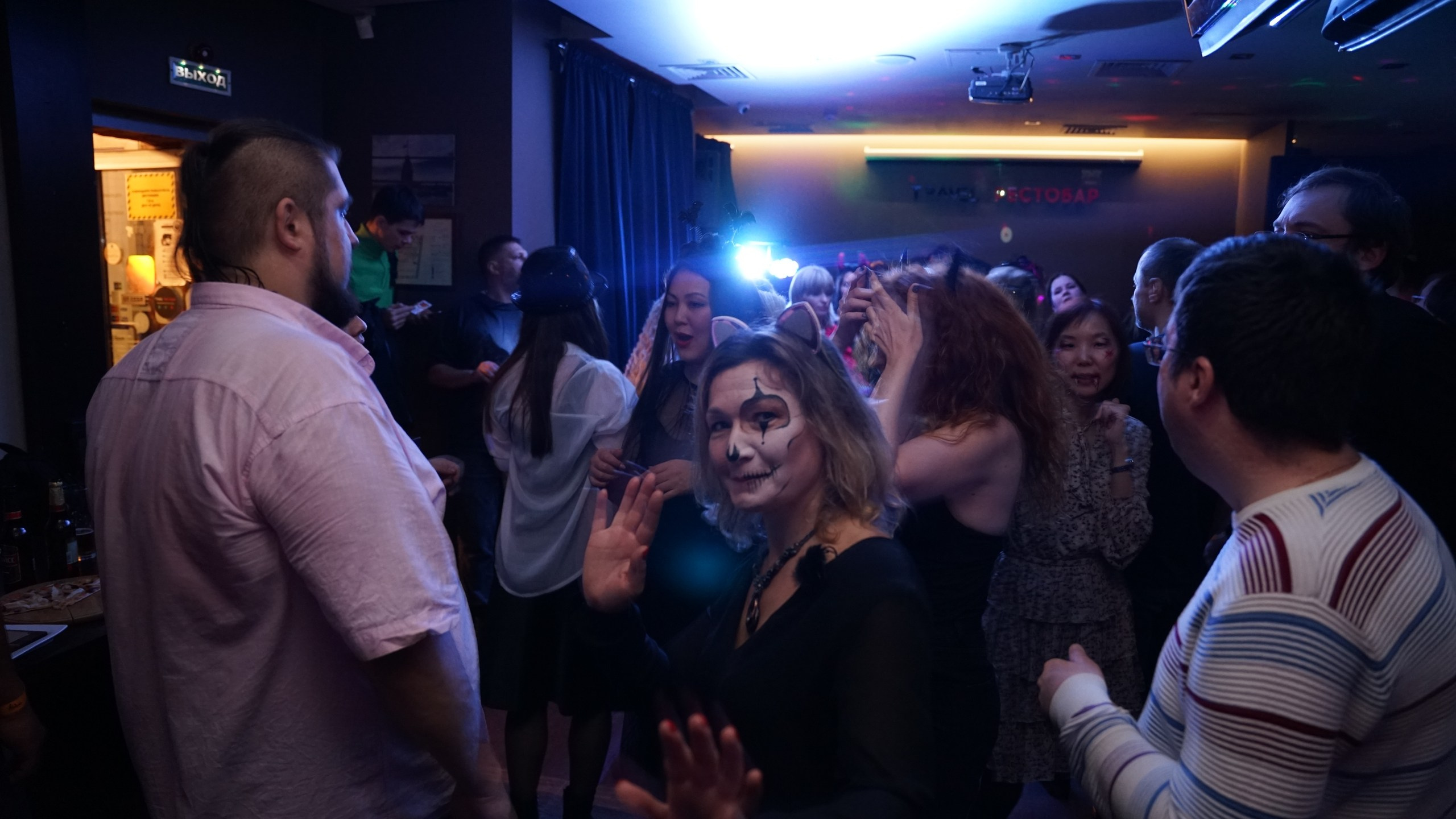 Возвращение зловещих попотрясов. Клубная вечеринка | 28.10.22. Галерея Фантим