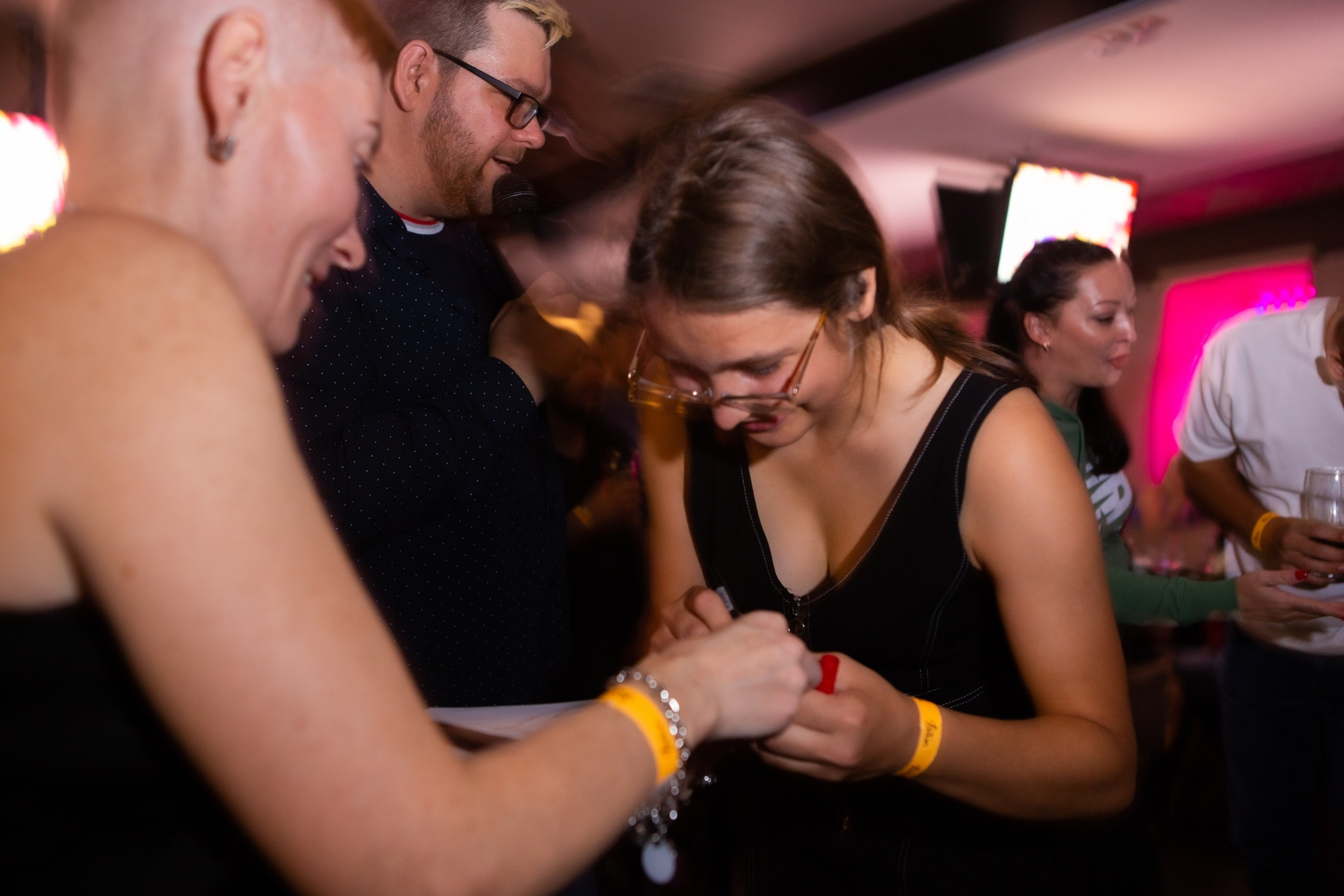 Лето, гуд бай! Клубная вечеринка | 25.08.23. Галерея Фантим