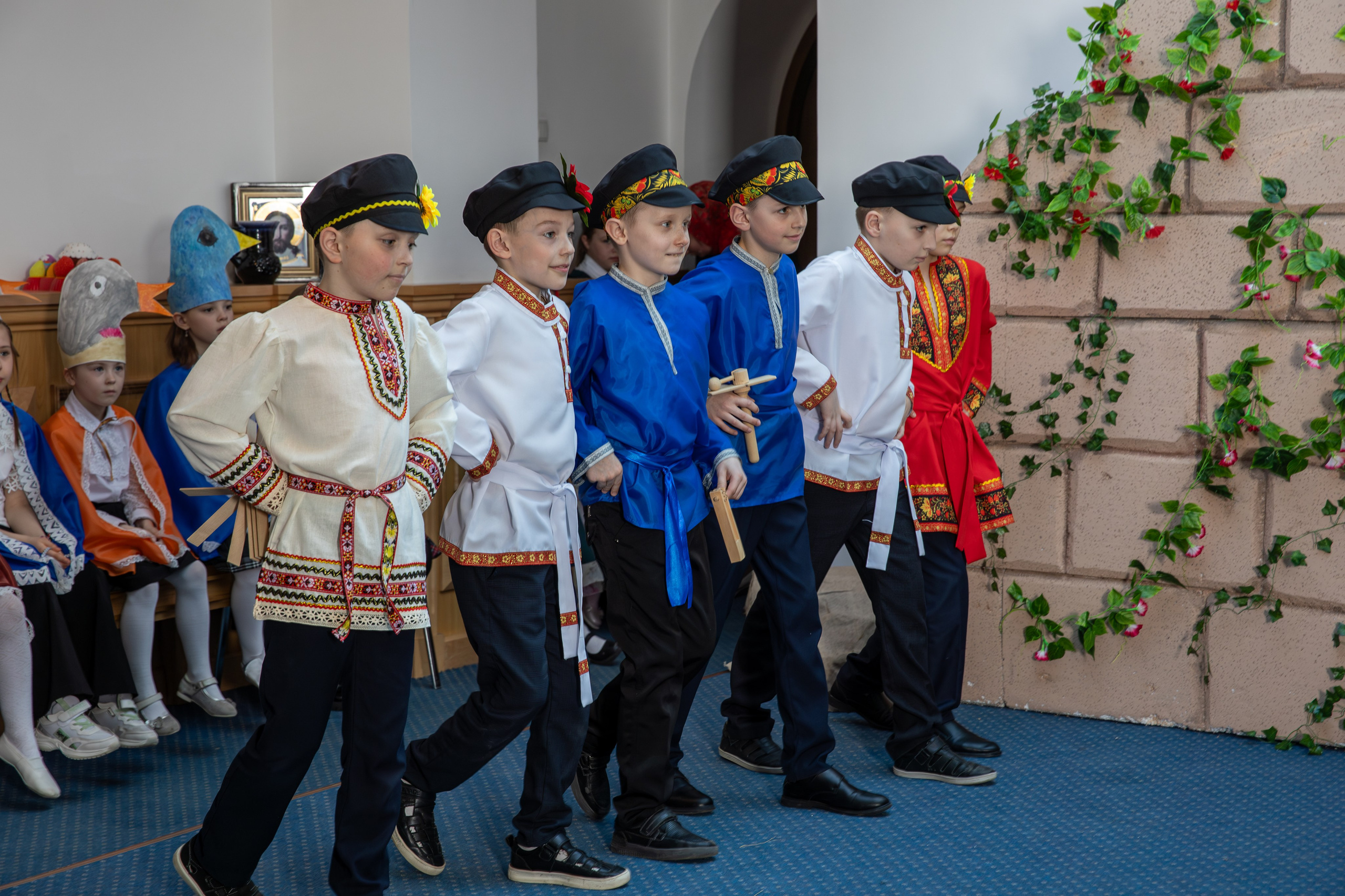 Пасхальный концерт Воскресная школа 2025. Фотограф Таинств Крещение и Венчания г. Магадан Власова Ульяна