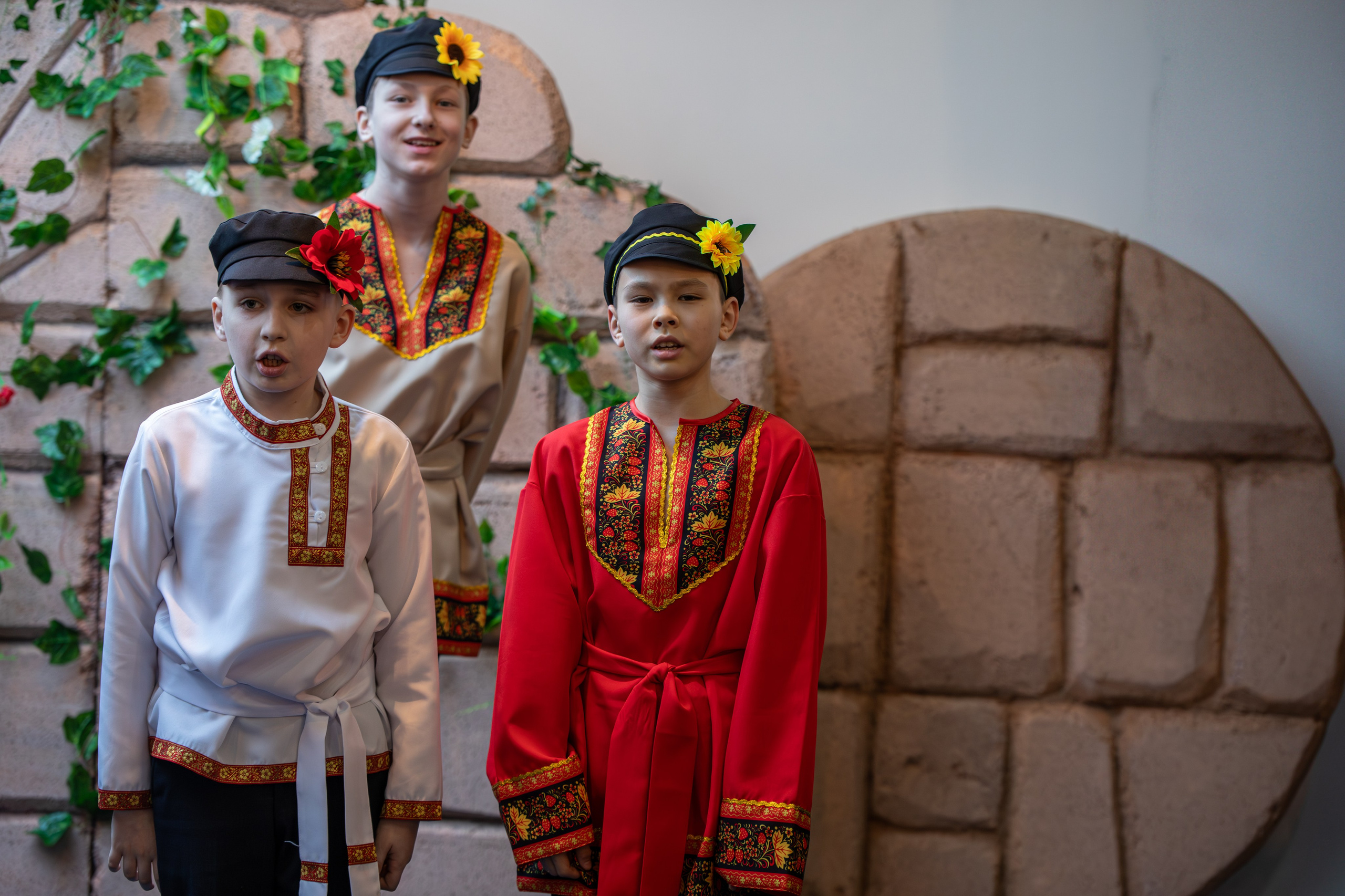 Пасхальный концерт Воскресная школа 2025. Фотограф Таинств Крещение и Венчания г. Магадан Власова Ульяна