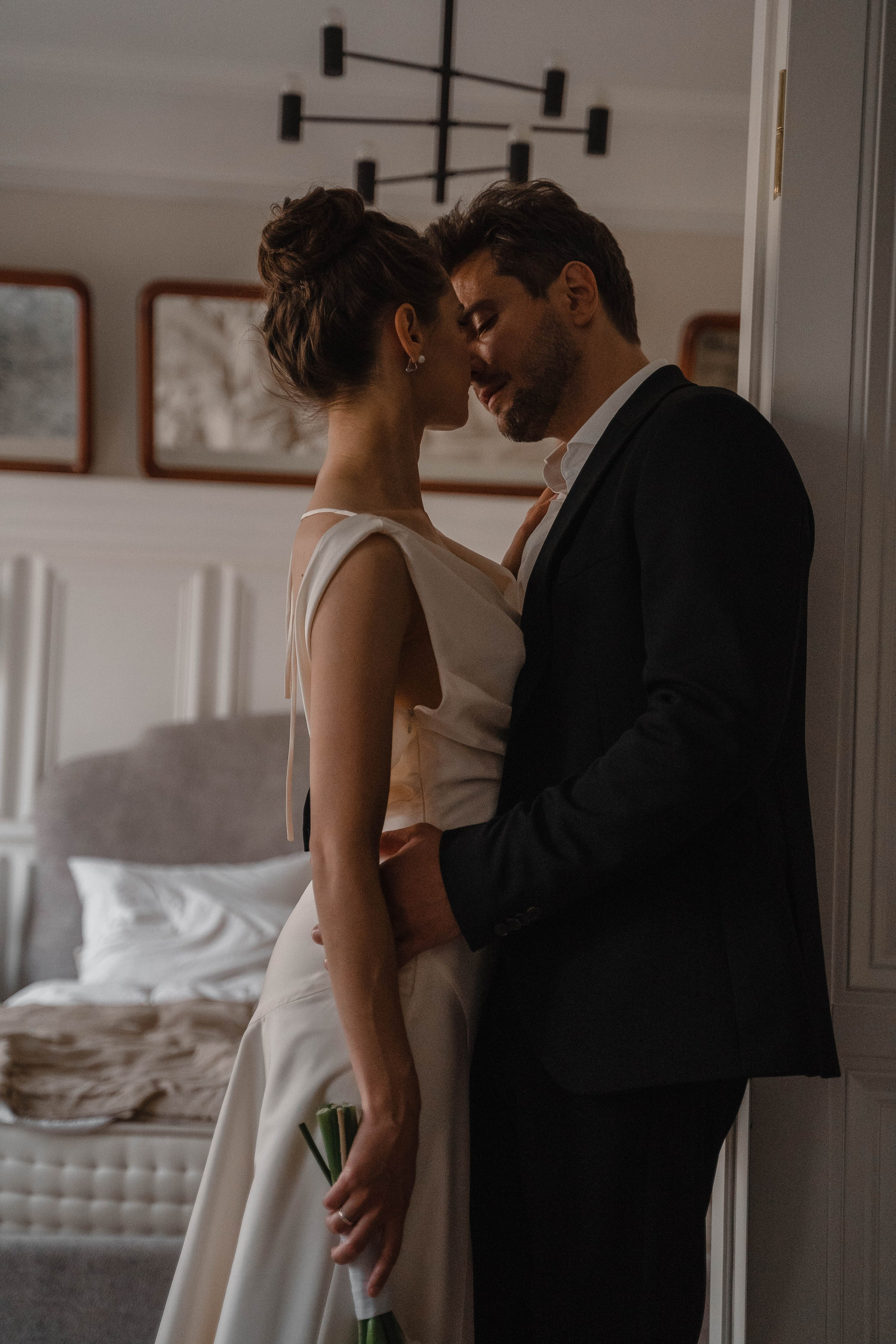 Совместные сборы в одной квартире…. Свадебный фотограф Казань Анастасия Доле