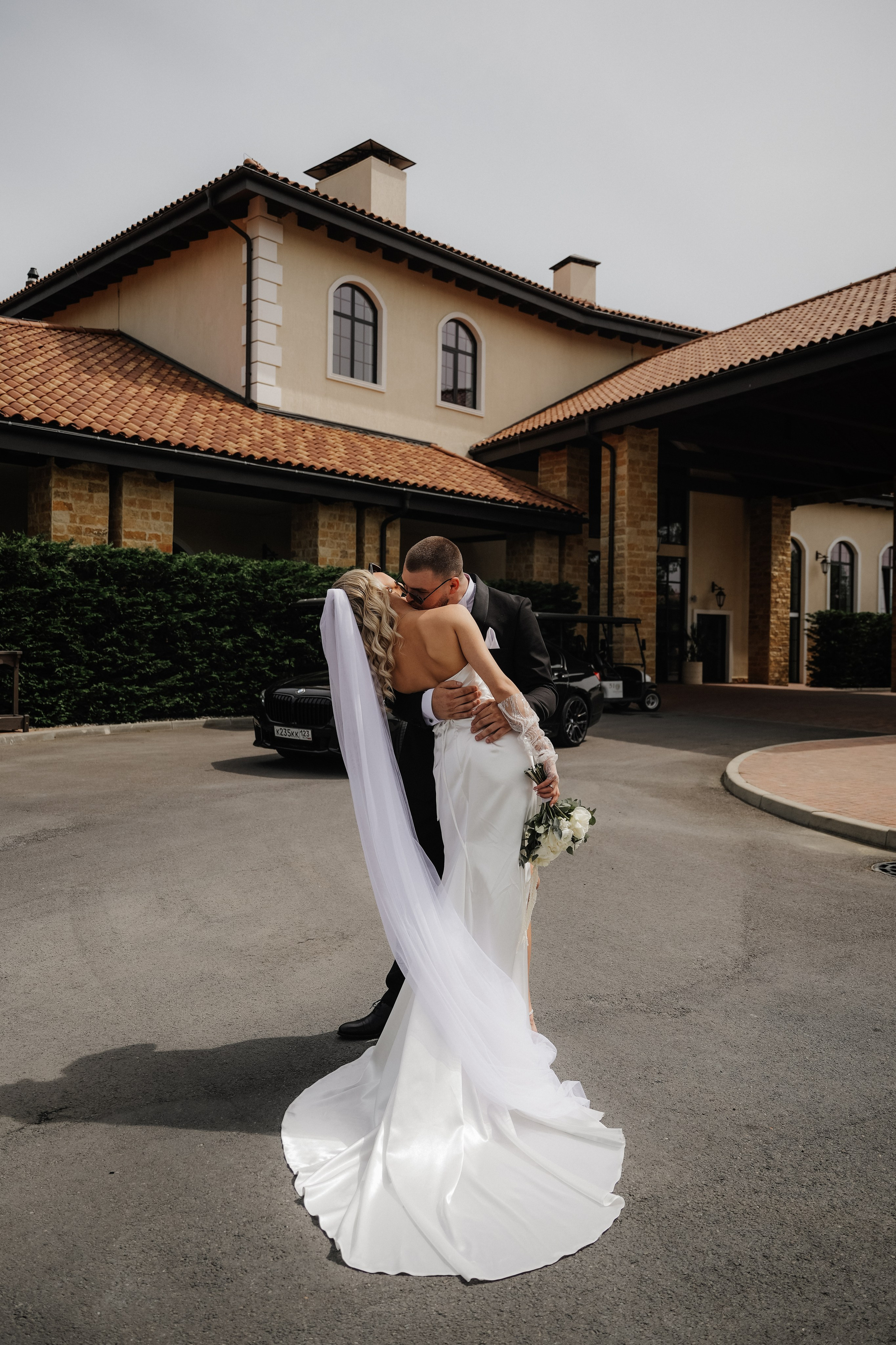 Astoria. VISUAL ARTIST · KRONGAUZ ANASTASIA