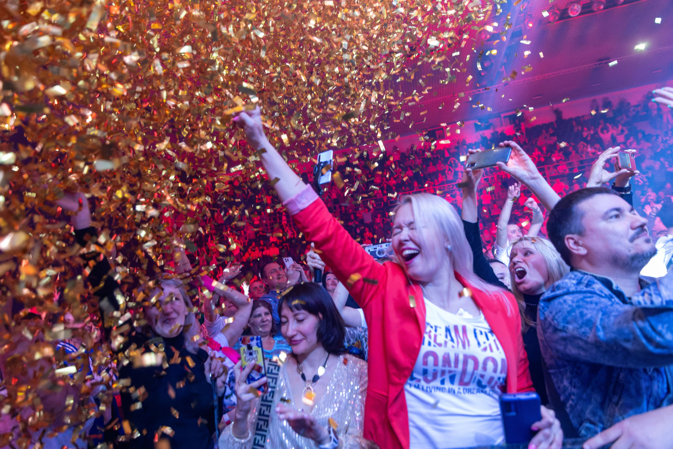 Супердискотека 90-х в Самаре • 9 марта. Фотограф в Самаре Максим Тырин