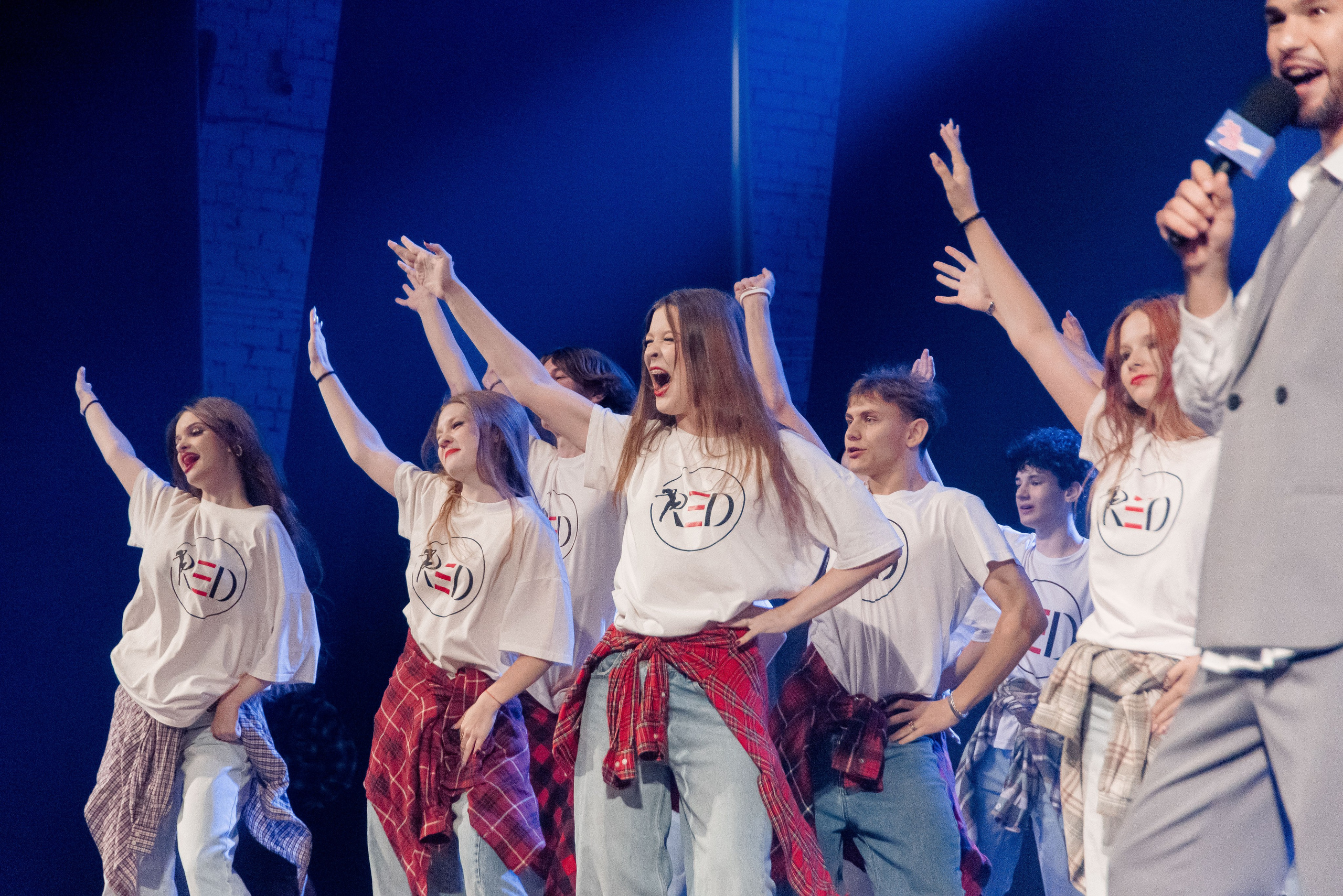 30 Школа. Волжский. Вручение ДК Юбилейный. Фотограф в Волгограде и Волжском Александр Горбань