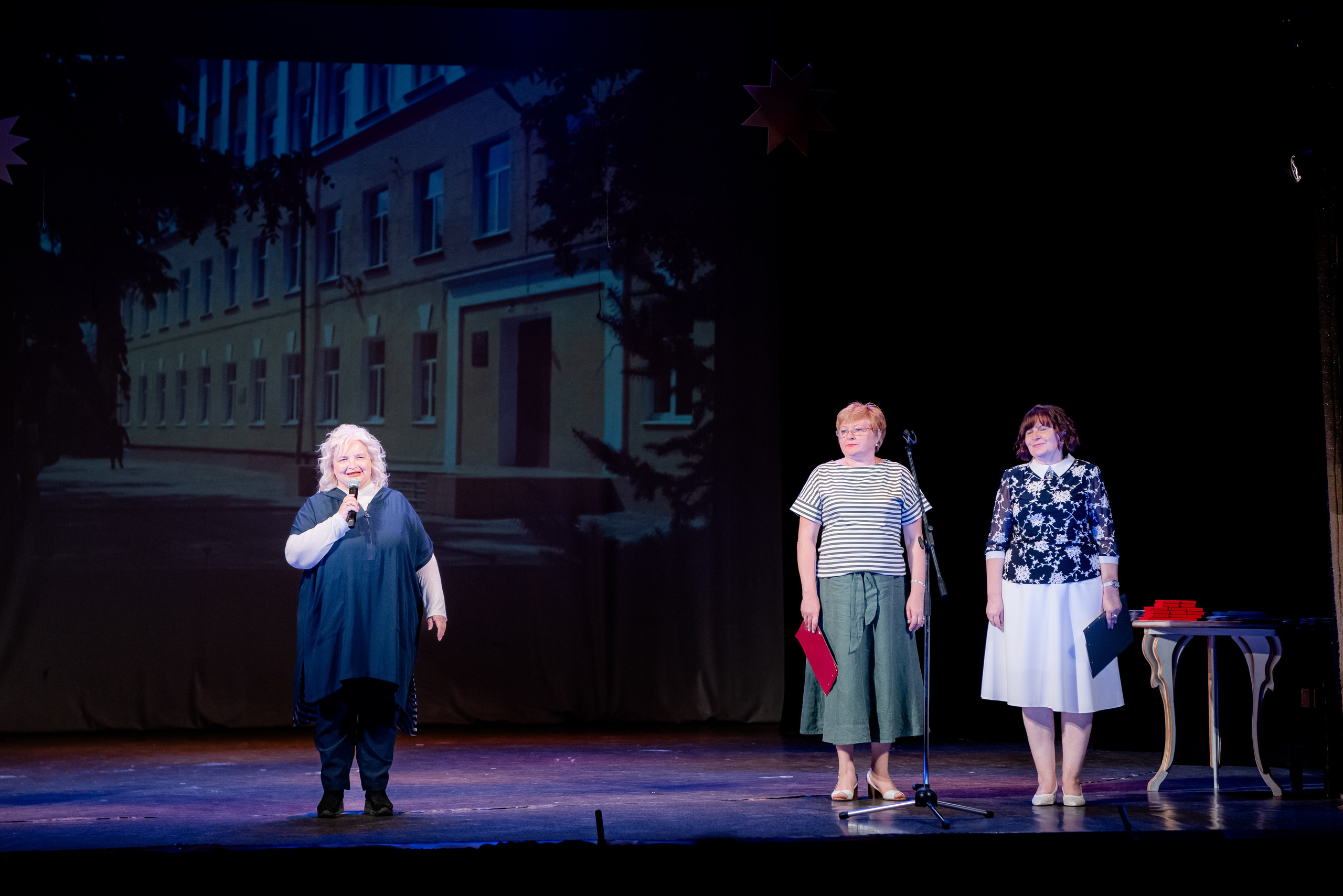 5 Лицей. Вручение и Банкет. Музкомедия и Сити Холл. Фотограф в Волгограде и Волжском Александр Горбань