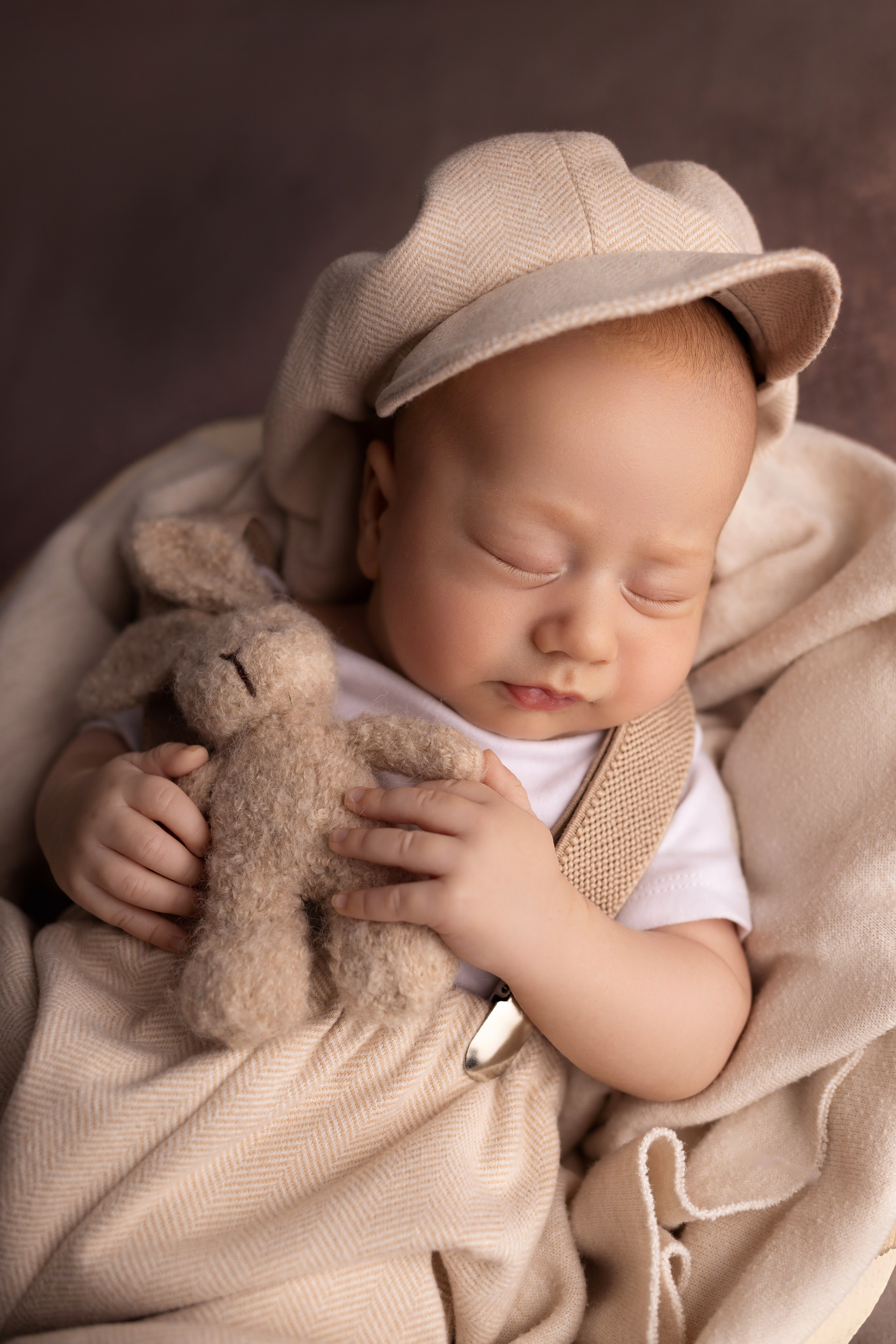 Классическая фотосессия малыша. Фотограф новорожденных малышей в Омске и Омской области Эльвира Камаева