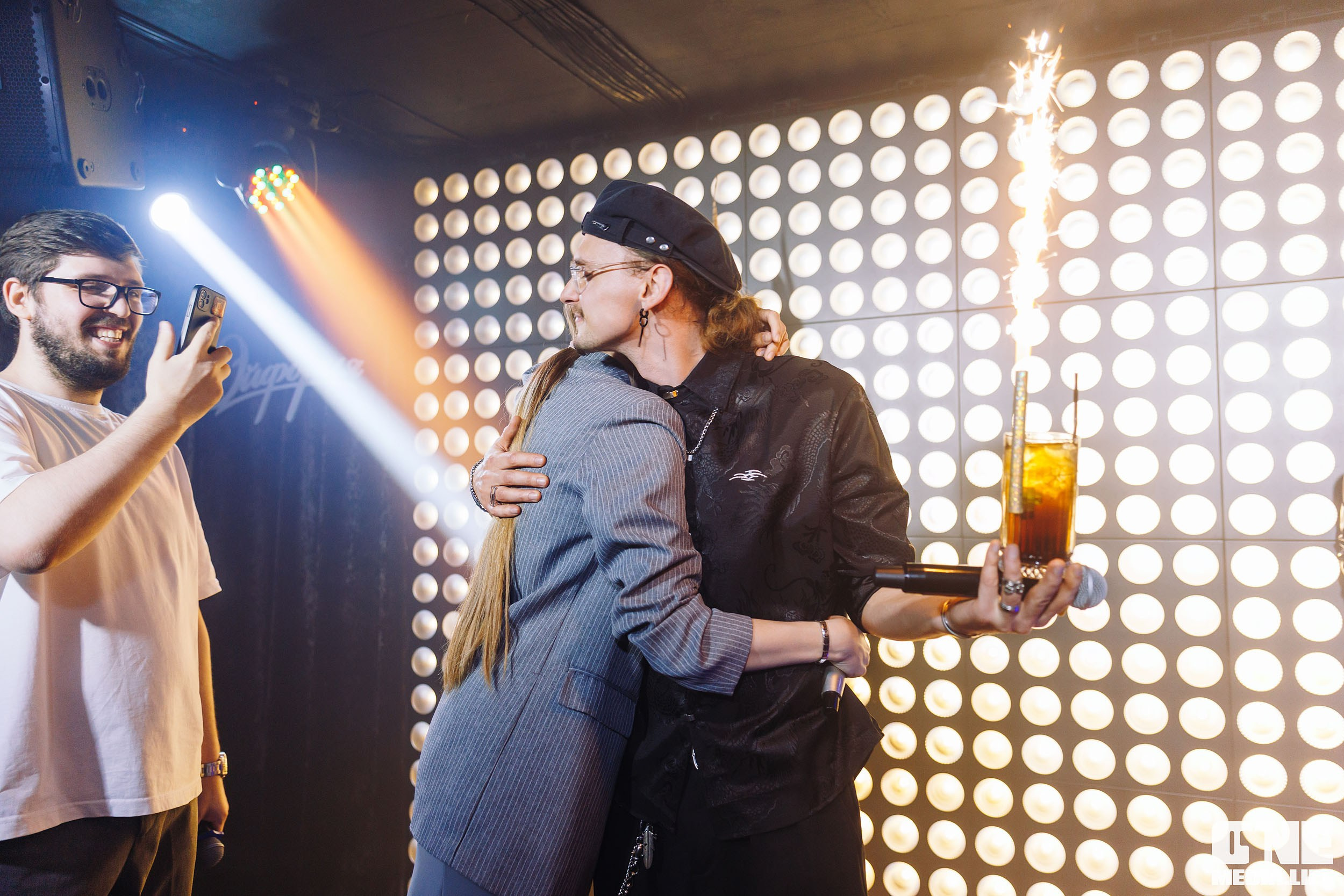 Фоторепортаж из караоке-клуба Эйфория. One Media Life: фоторепортажи, фотоотчеты с мероприятий и заведений