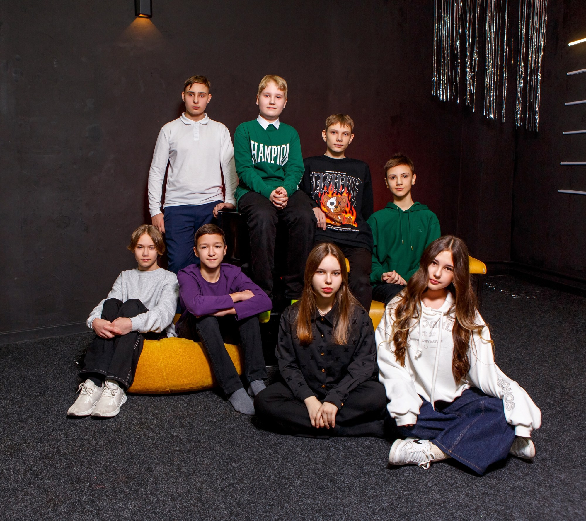 Студийная фотосессия: 7 лицей 7 класс. СИГМА | Студия выпускных альбомов Красноярск