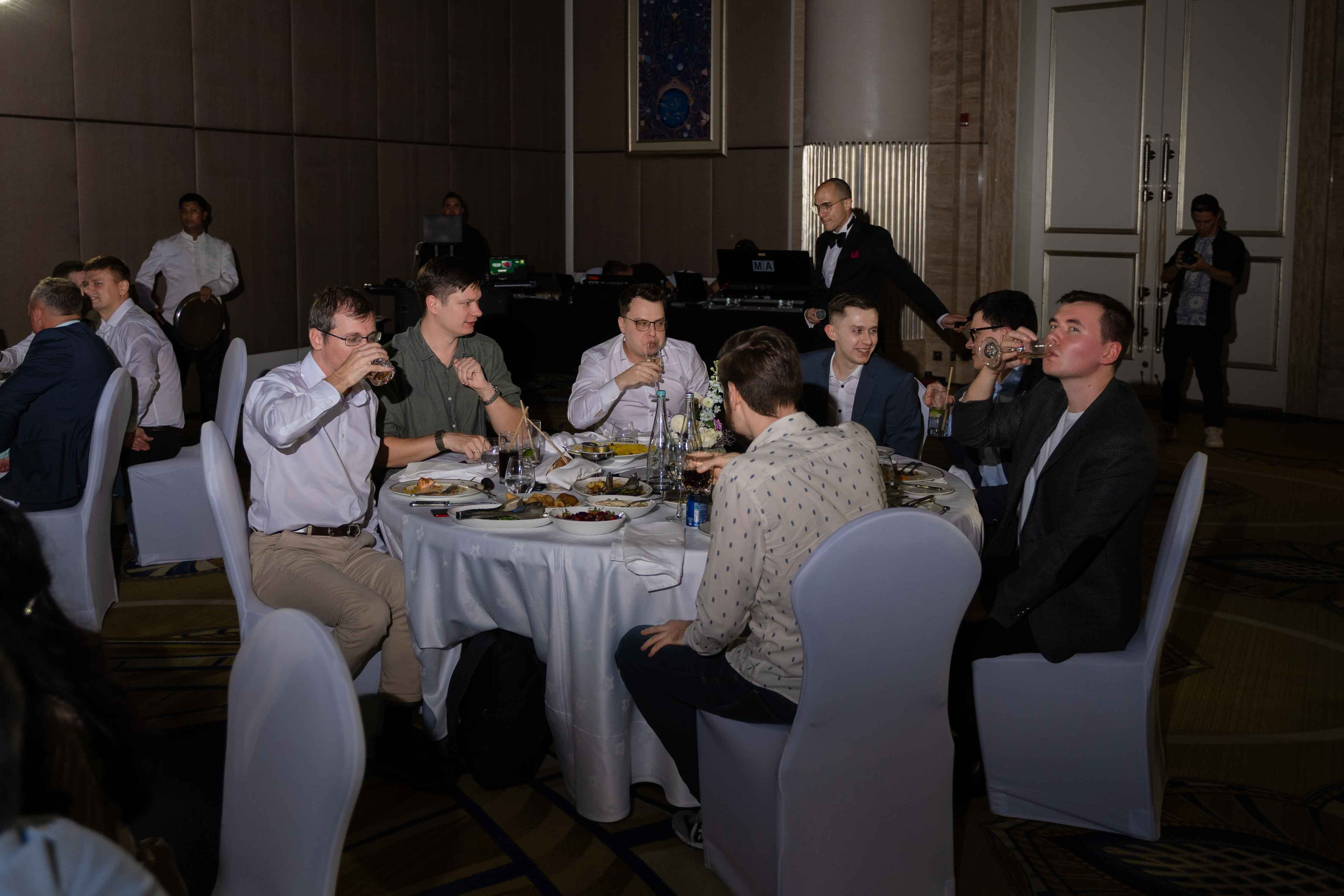 Новогодний корпоратив freedom management в St.Regis Abu Dhabi. Фотограф и видеограф в Москве и Абу Даби Мария Кулагина